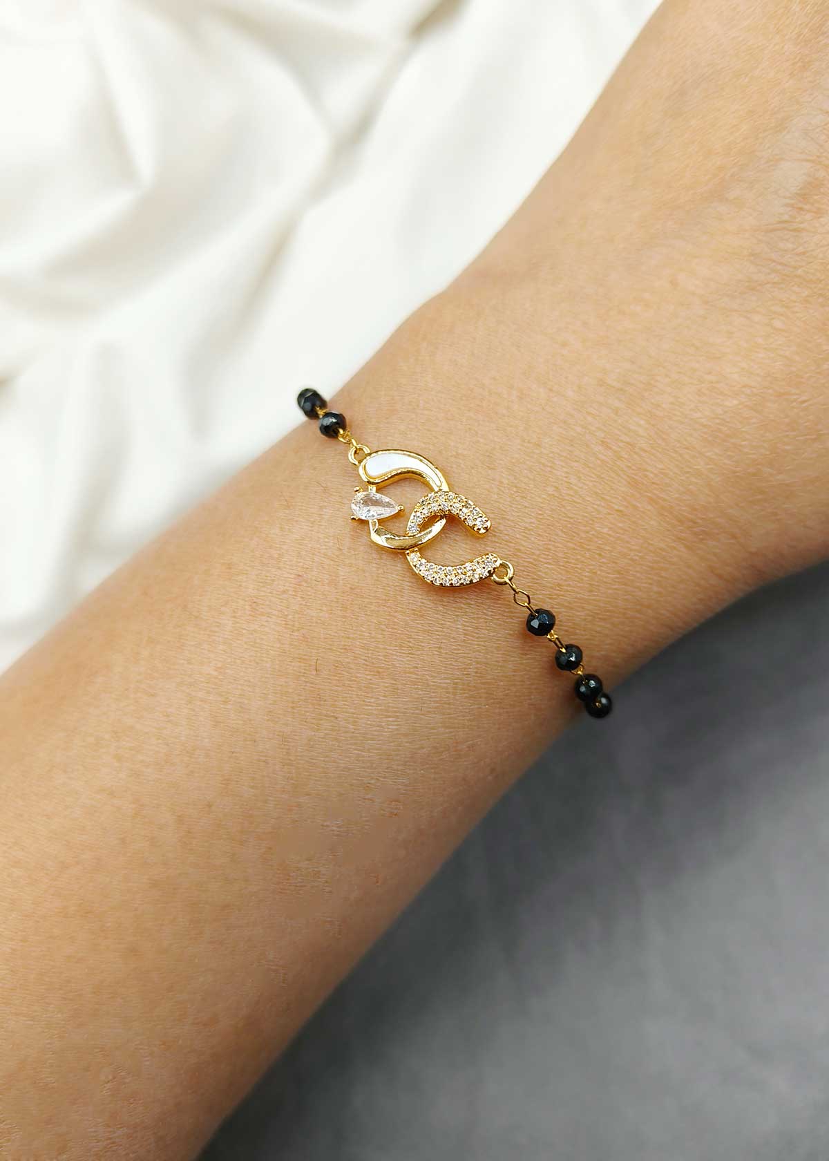 Interlocking Gold Plated Cubic Zircon Mangalsutra Loose Bracelet