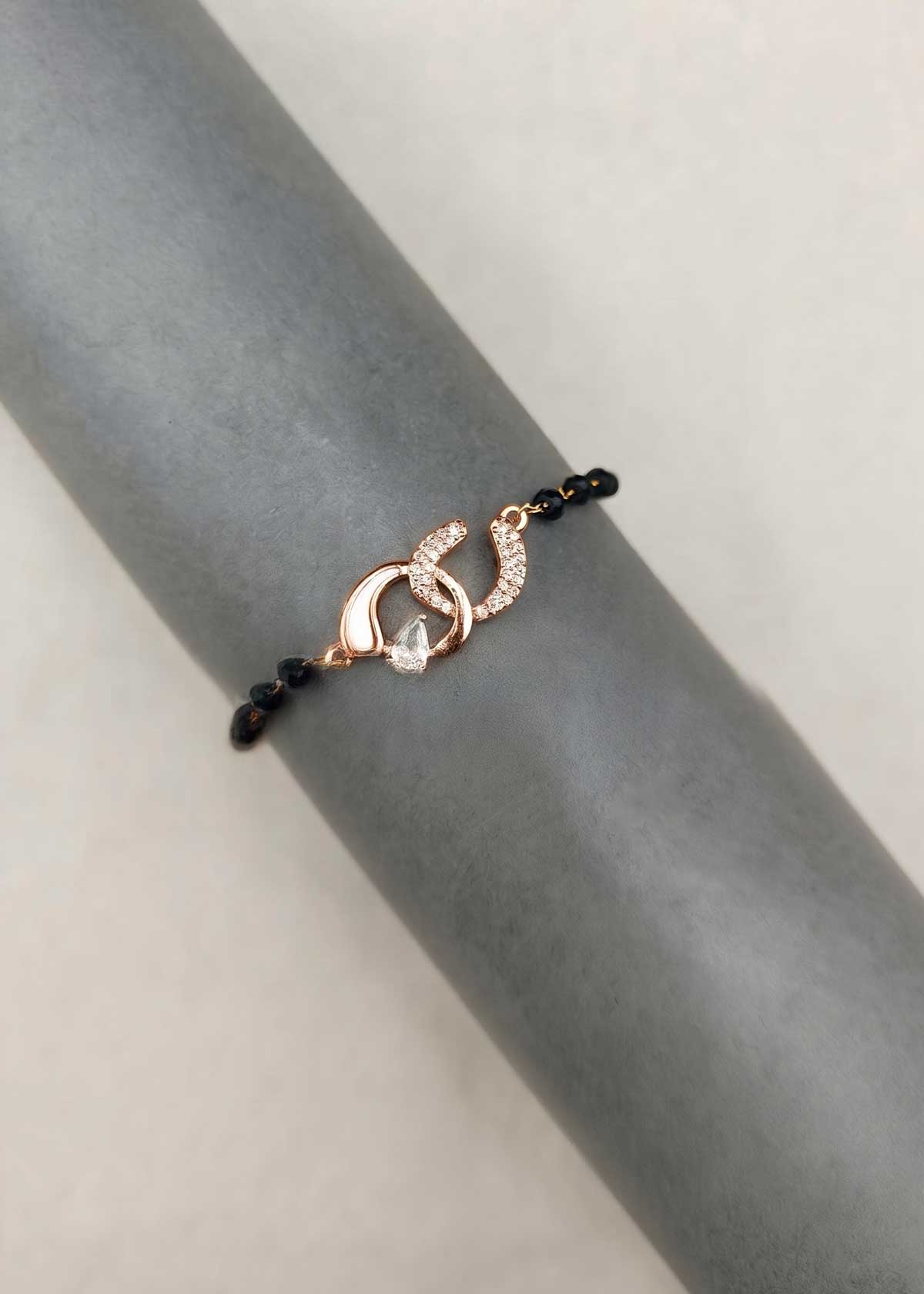 Interlocking Cubic Zircon And Mother Of Pearl Three Tone Adjustable Mangalsutra Loose Bracelet For Women