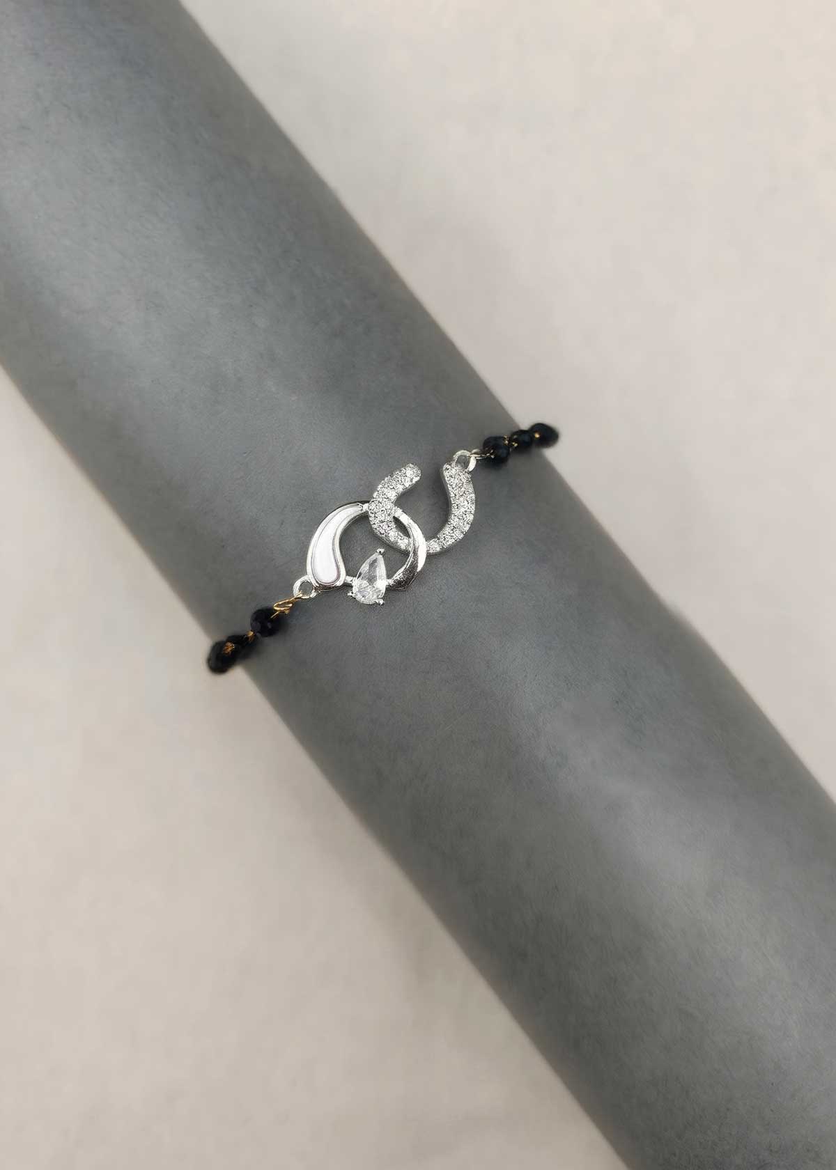 Interlocking Cubic Zircon And Mother Of Pearl Three Tone Adjustable Mangalsutra Loose Bracelet For Women