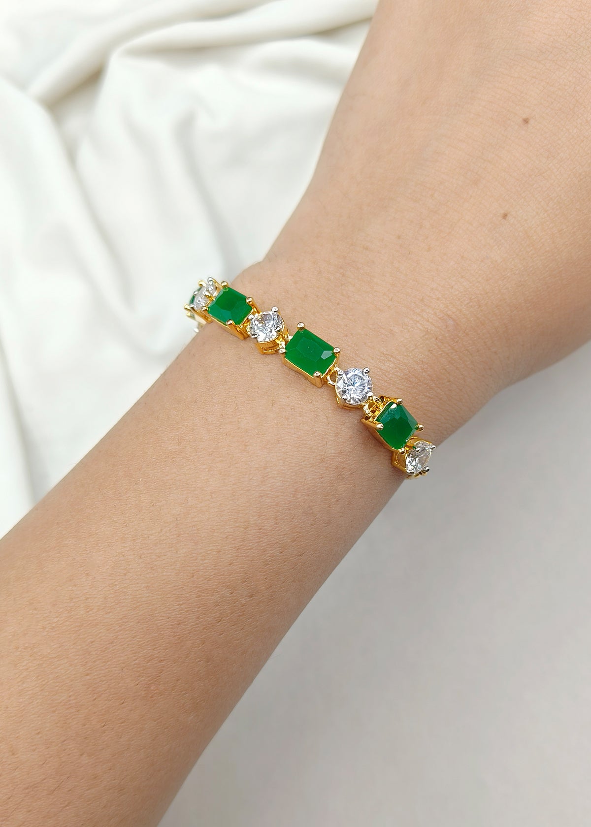 Vintage Emerald Style Gold And Silver Plated Diamond Adjustable Loose Slider Bracelet