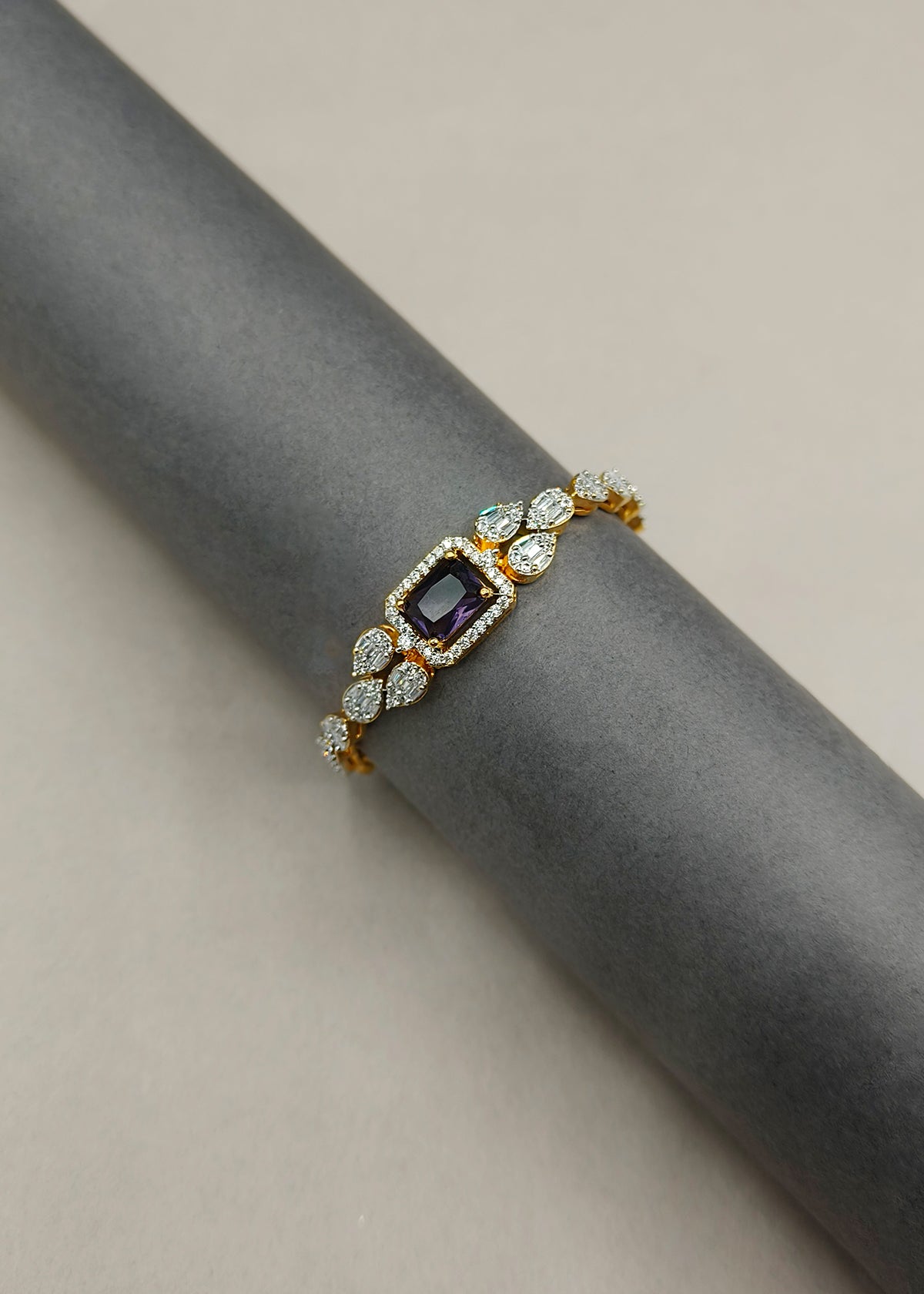 Leaf Motif Dual Tone Cubic Zorcon Adjustable Loose Slider Bracelet