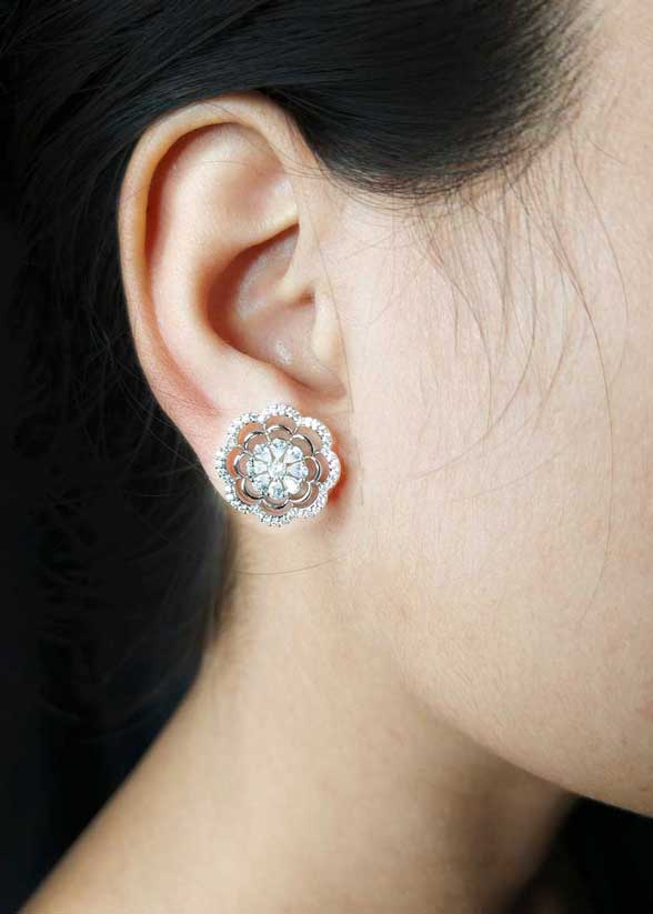 Floral Bloom Silver Plated Cubic Zircon Short Necklace Set For Women