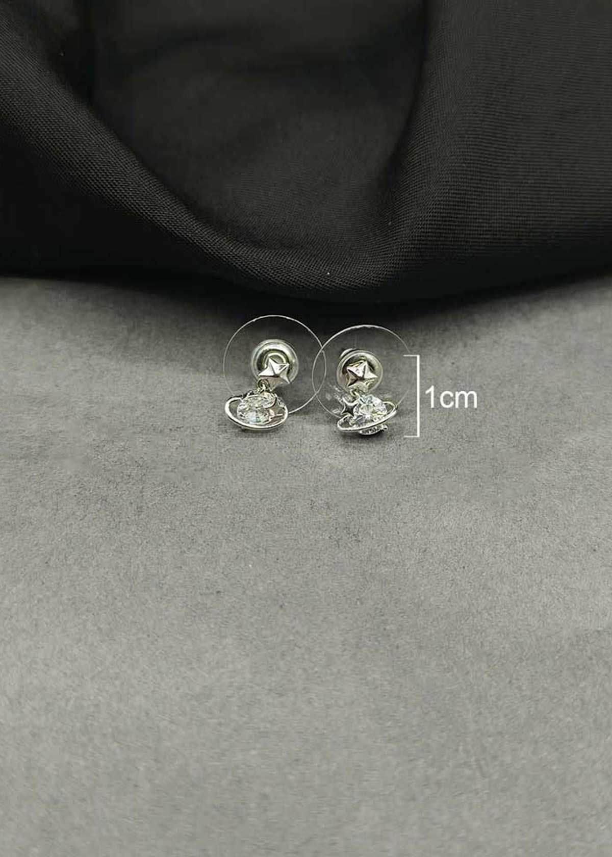 92.5 Sterling Silver Cubic Zircon Saturn Planet Delicate Pendant Set With Chain