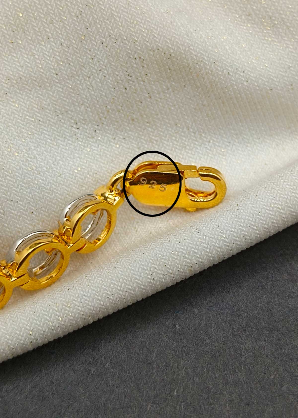 92.5 Sterling Silver Dual Tone Oval Preciosa Diamond Interlocking Link Adjustable Loose Bracelet