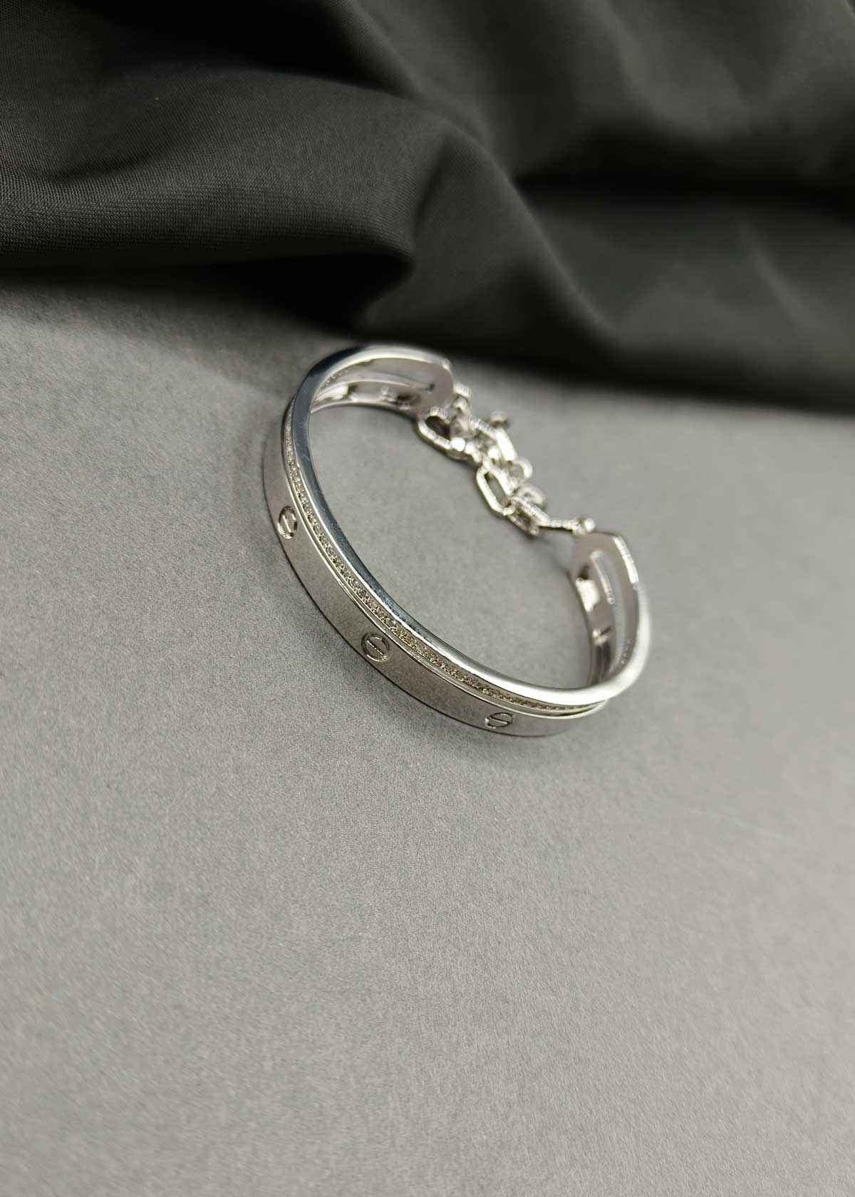 Modern Screw Head Motif Cubic Zircon Silver Plated Adjustable Kada Bracelet