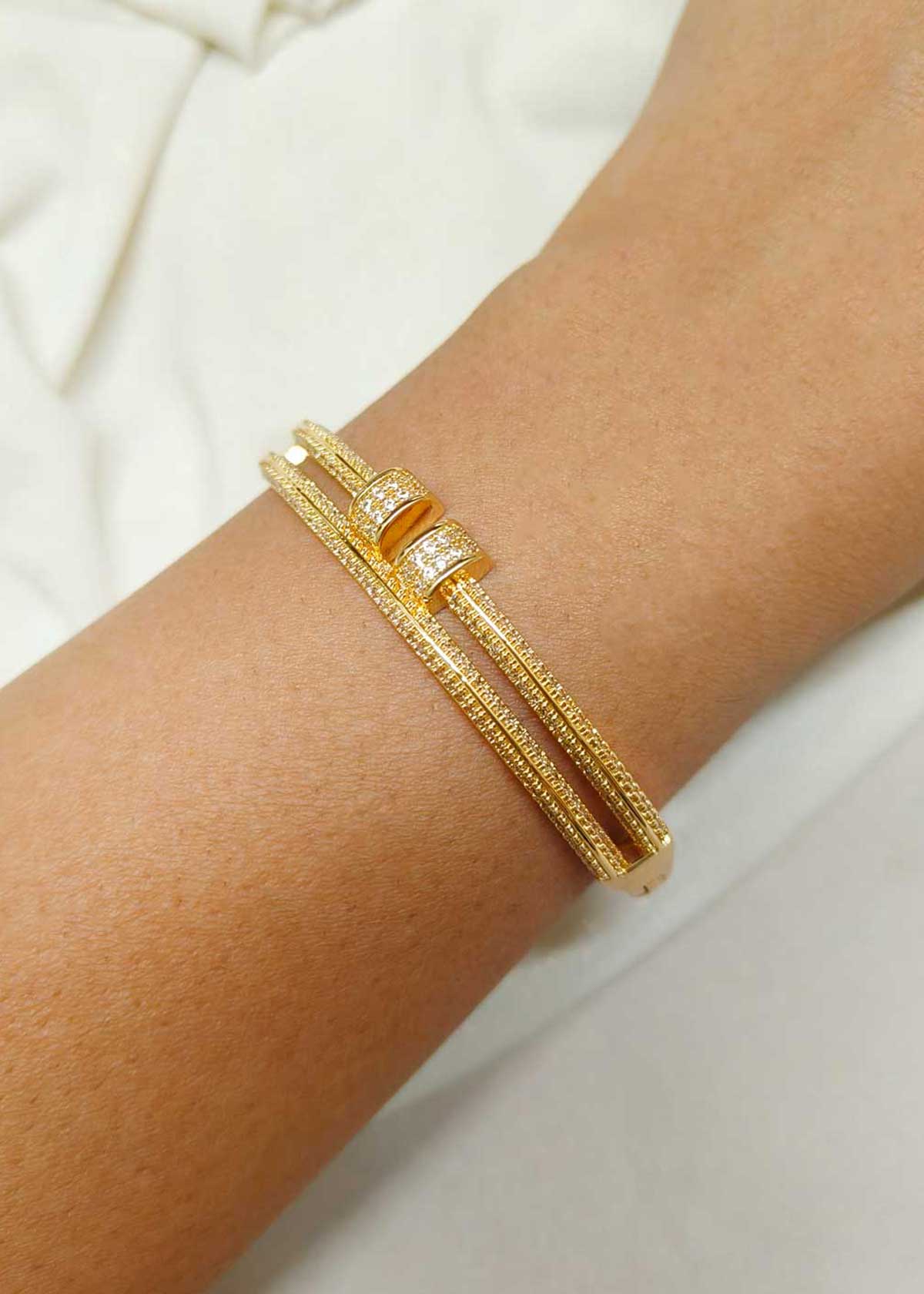 Dual Band Design Gold Plated Cubic Zircon Openable Kada For Women