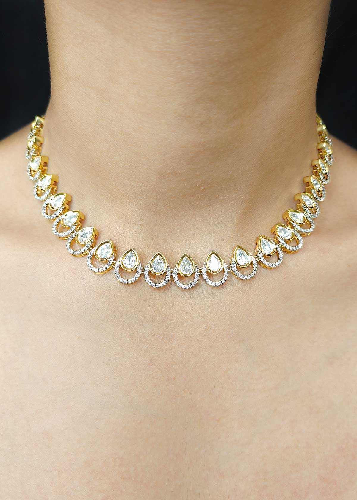 Dual Tone Teardrop Kundan Necklace Set With Shimmering Cubic Zircon