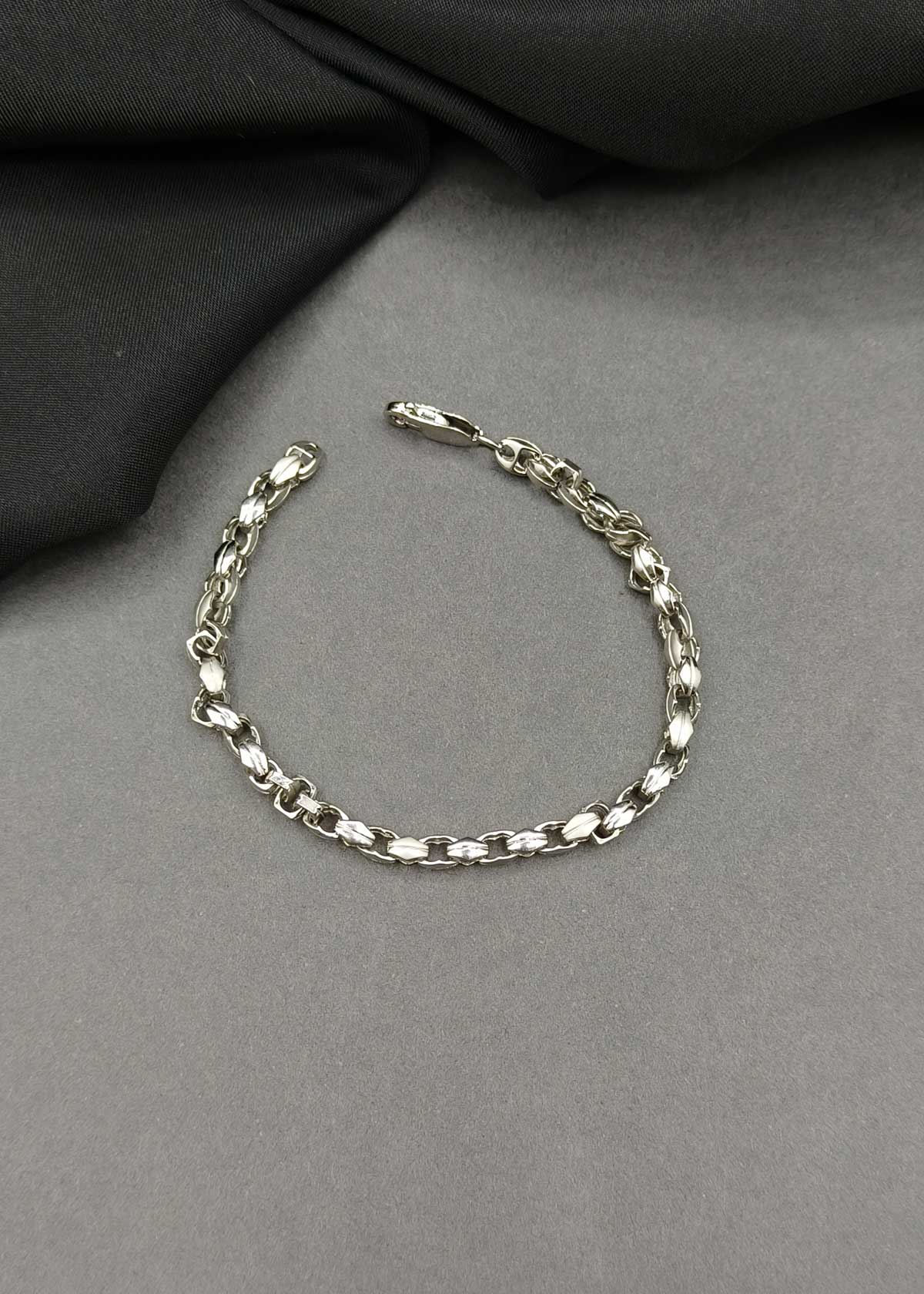 92.5 Sterling Silver Men's Carved Leaf Link Textured Loose Bracelet