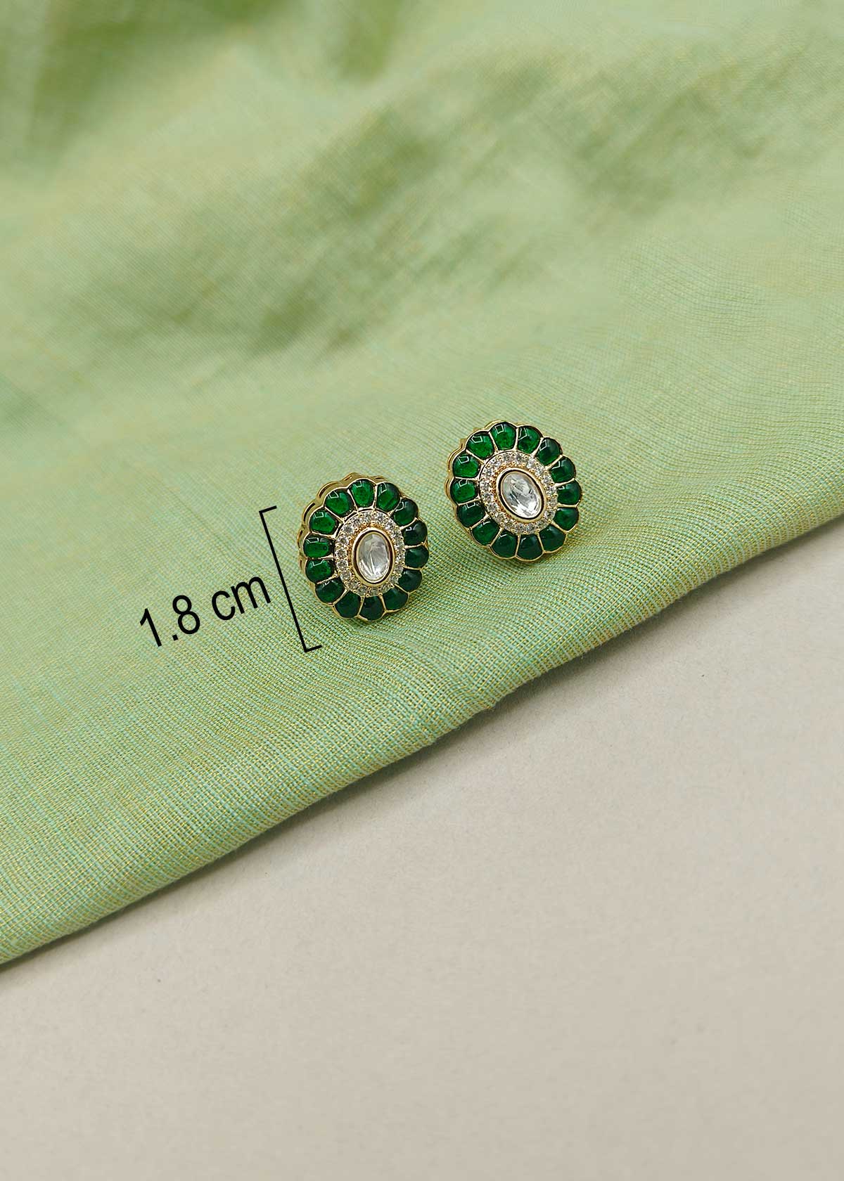 Radiant Gold Plated Cubic Zircon And Kundan Adjustable Short Necklace Set