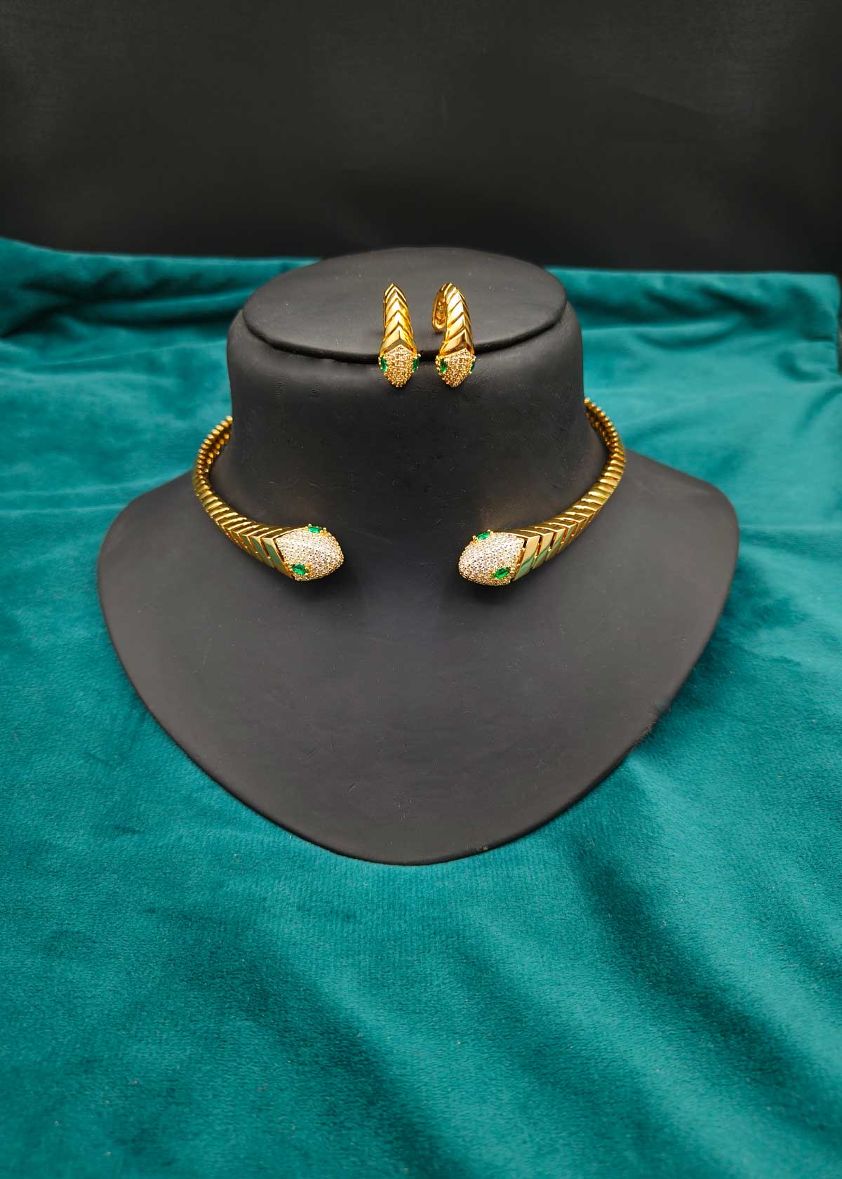 Gold Plated Cubic Zircon Serpent Inspired Motif Openable Stiff Hasli Necklace Set