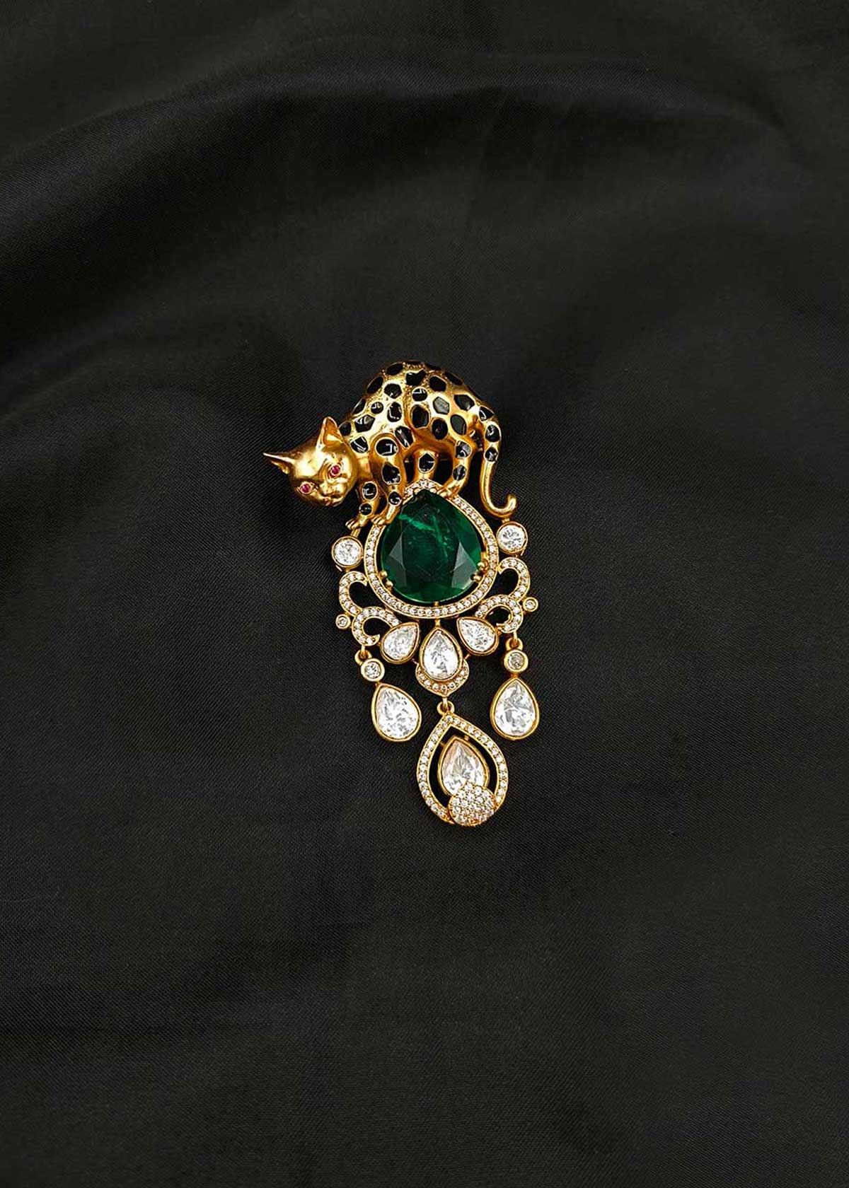 Gold Plated Leopard Motif Emerald, Kundan, Cubic Zircon With Meenakari Men’s Brooch / Lapel Pin