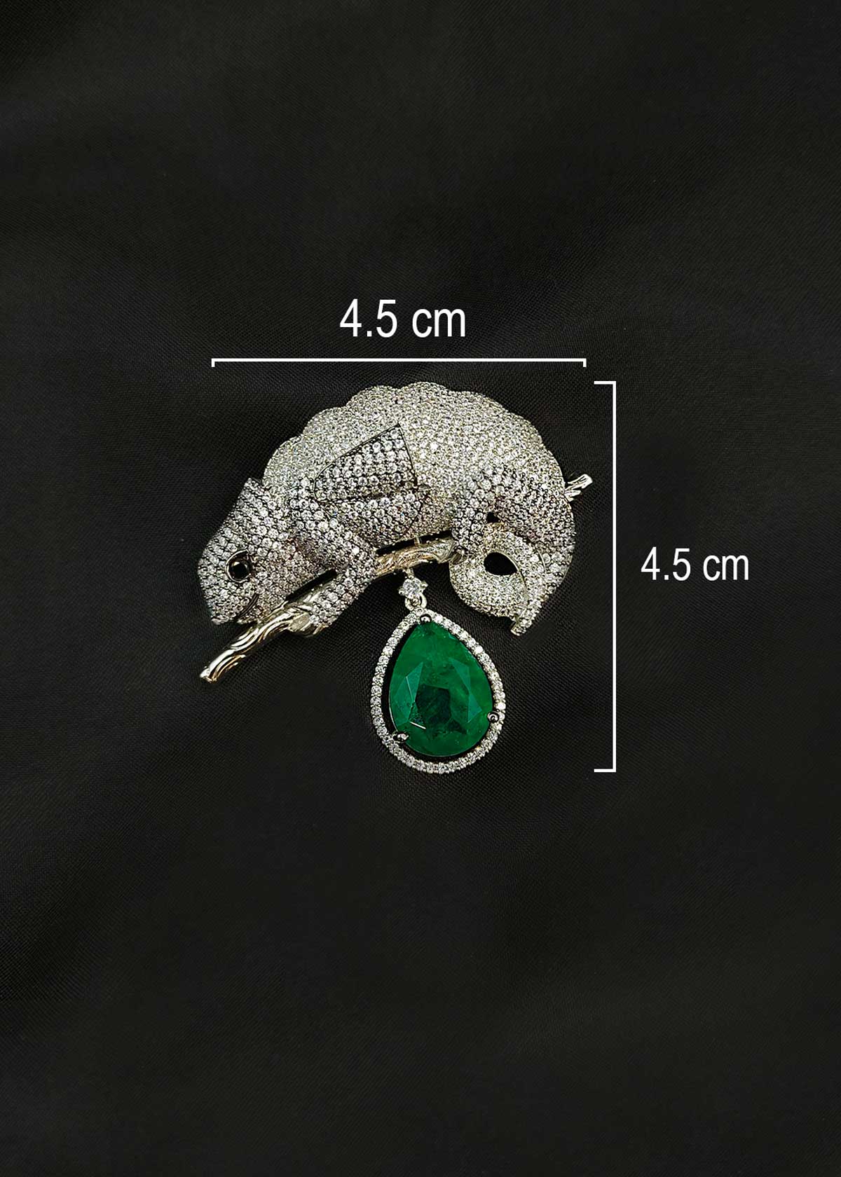 Silver Plated Chameleon Motif Emerald & Cubic Zircon Men’s Brooch / Lapel Pin