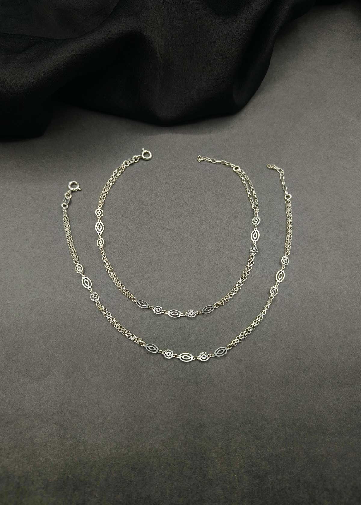 92.5 Sterling Silver Dual Chain Oval & Circular Link Adjustable Payal / Anklet For Women