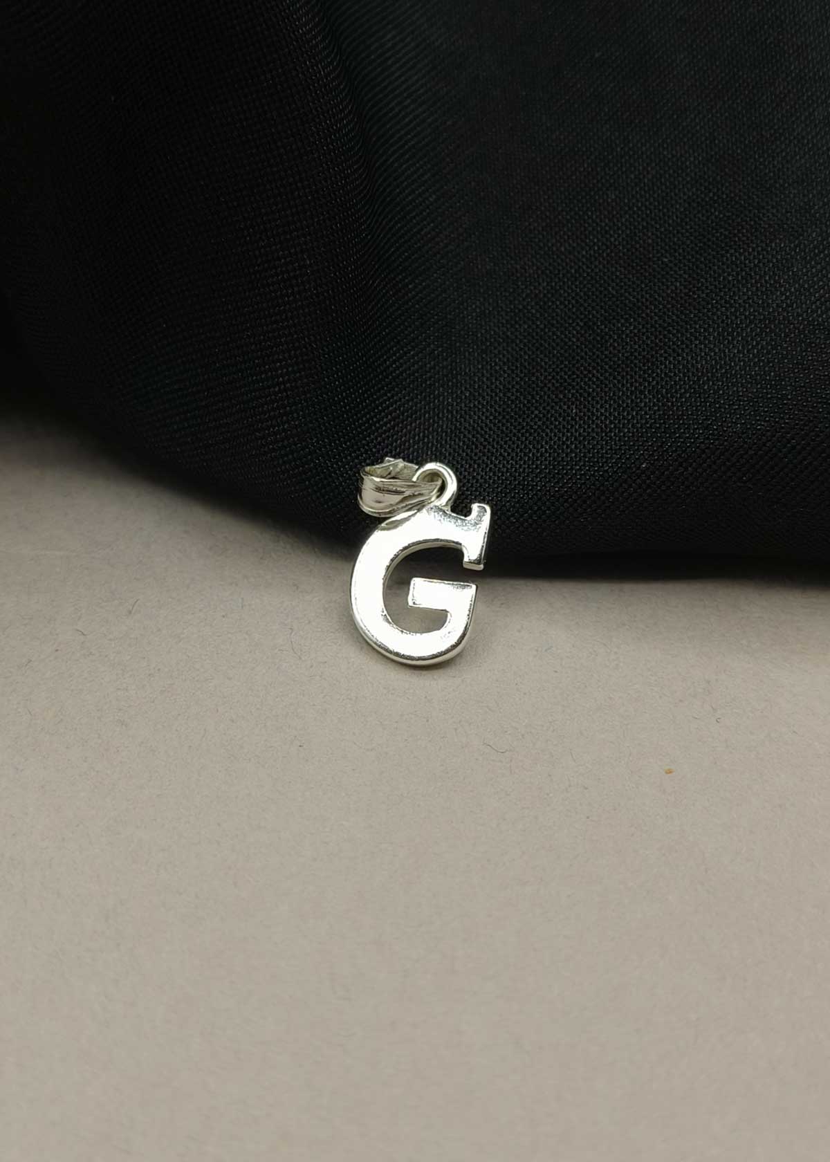 92.5 Sterling Silver Elegant Alphabet Pendants