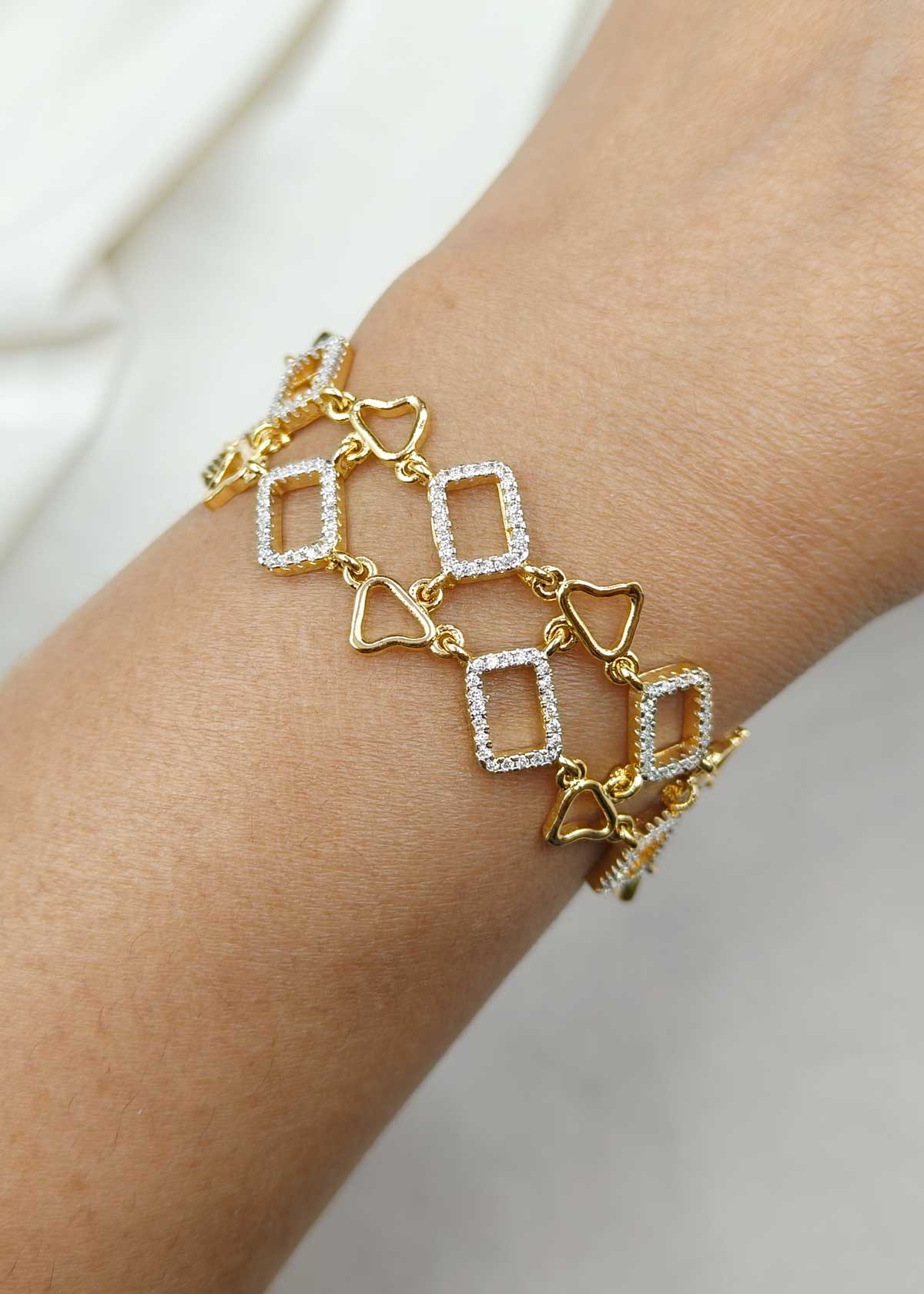 Elite Dual Tone Rectangular Link Cubic Zircon Loose Bracelet