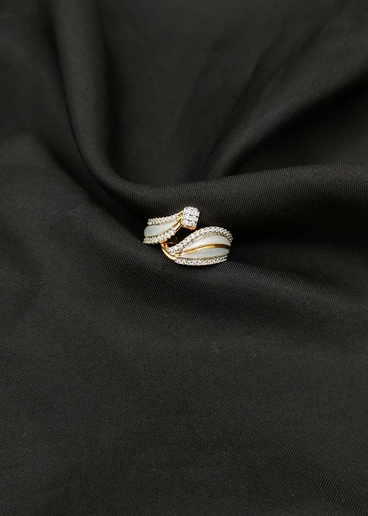Modern Open Wrap Wave Meenakari And Cubic Zircon Dual-Tone Adjustable Ring