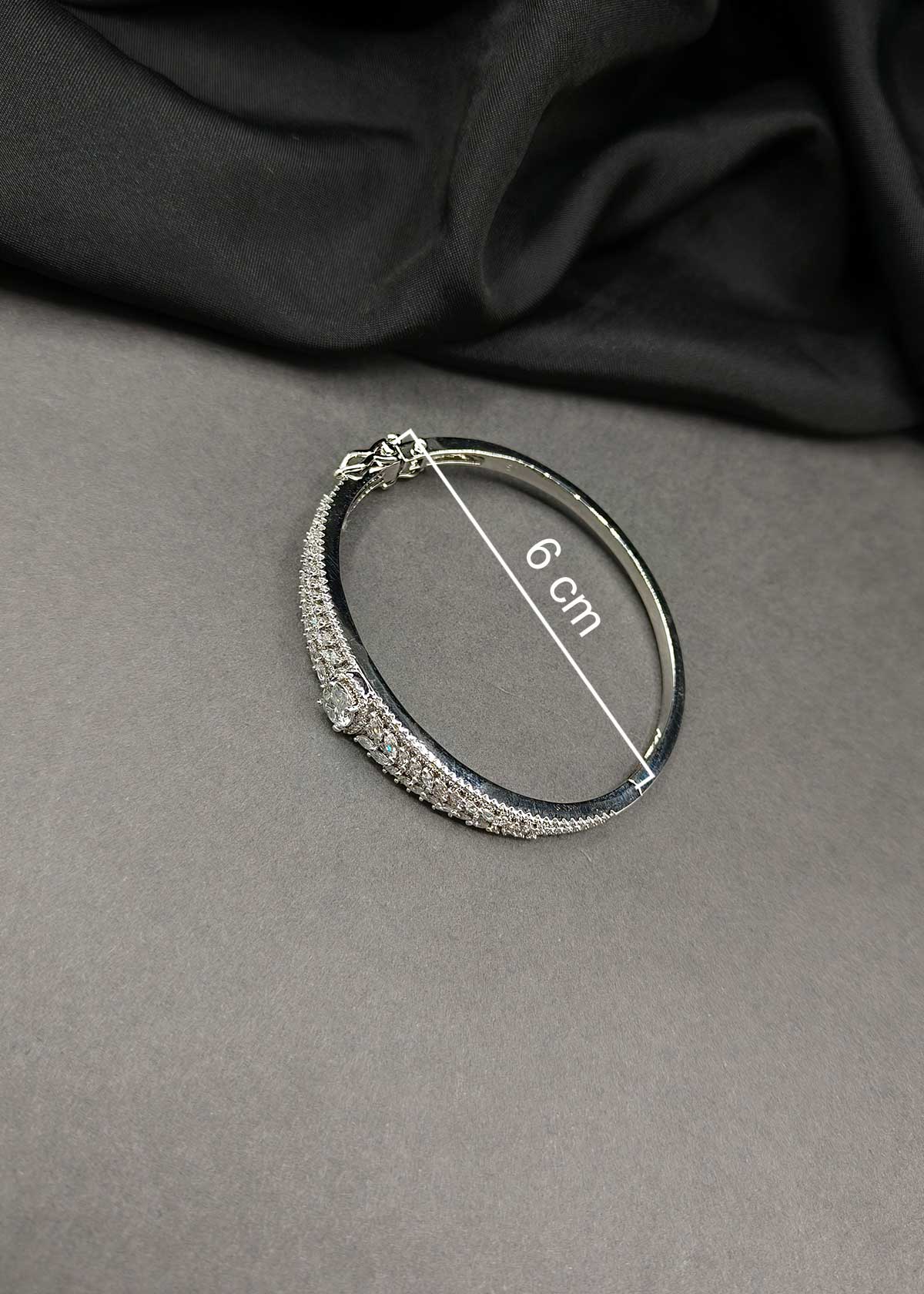 Silver Plated Oval Solitaire and Marquise Leaf Cubic Zircon Openable Kada
