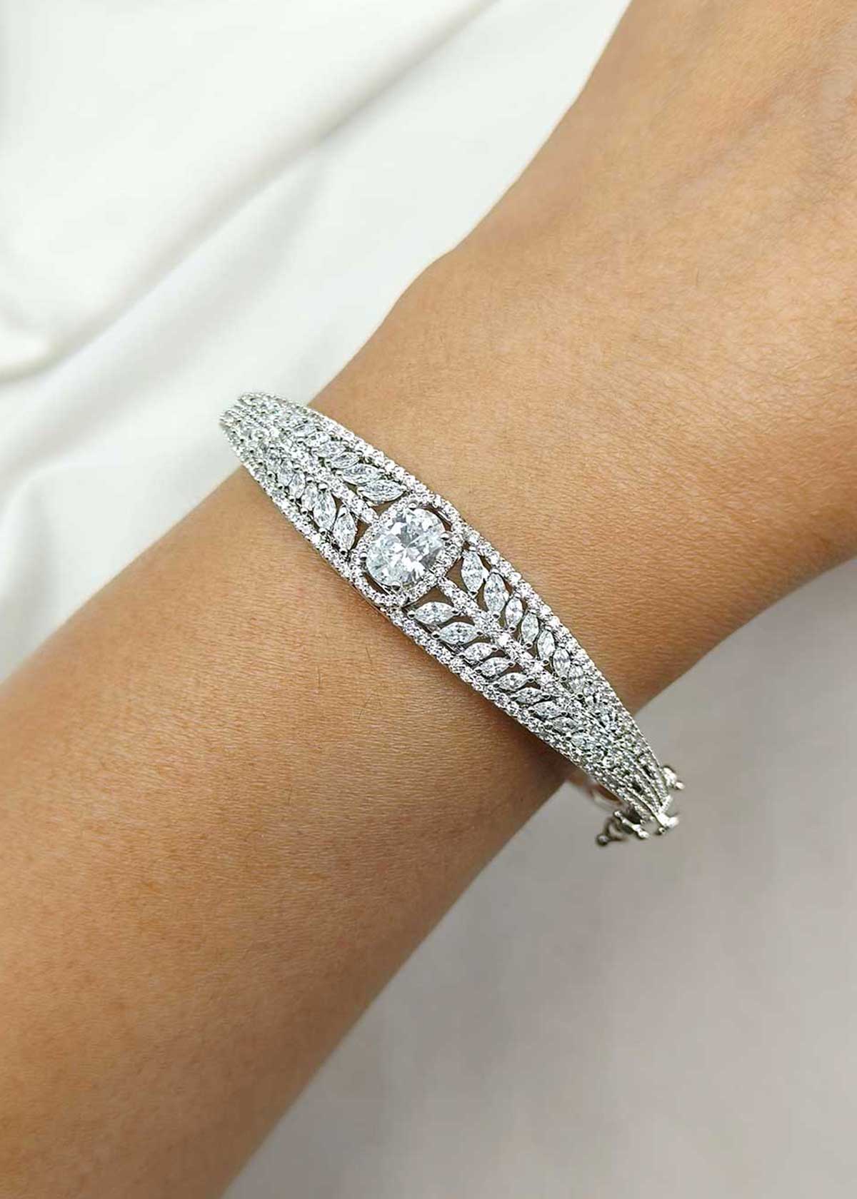 Silver Plated Oval Solitaire and Marquise Leaf Cubic Zircon Openable Kada
