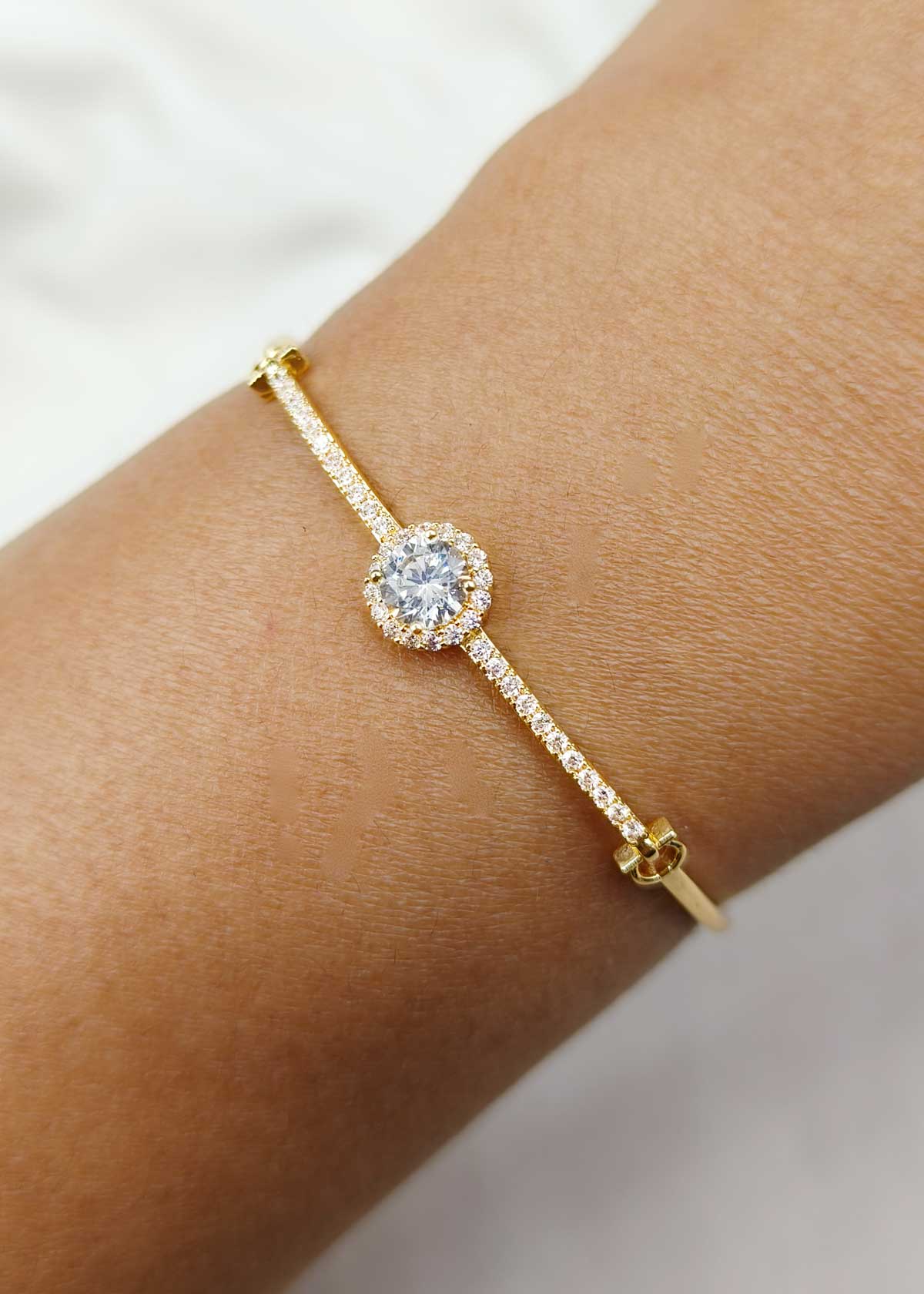 Shimmering Gold And Silver-Plated Cubic Zircon Halo Bar Adjustable Loose Bracelet