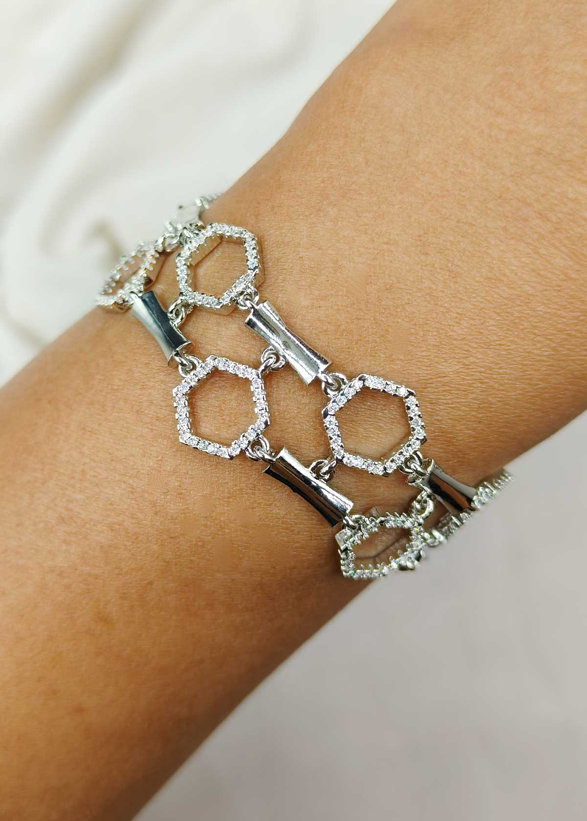 Contemporary Geometric Dual-Layer Gold And Silver-Plated Cubic Zircon Adjustable Loose Bracelet