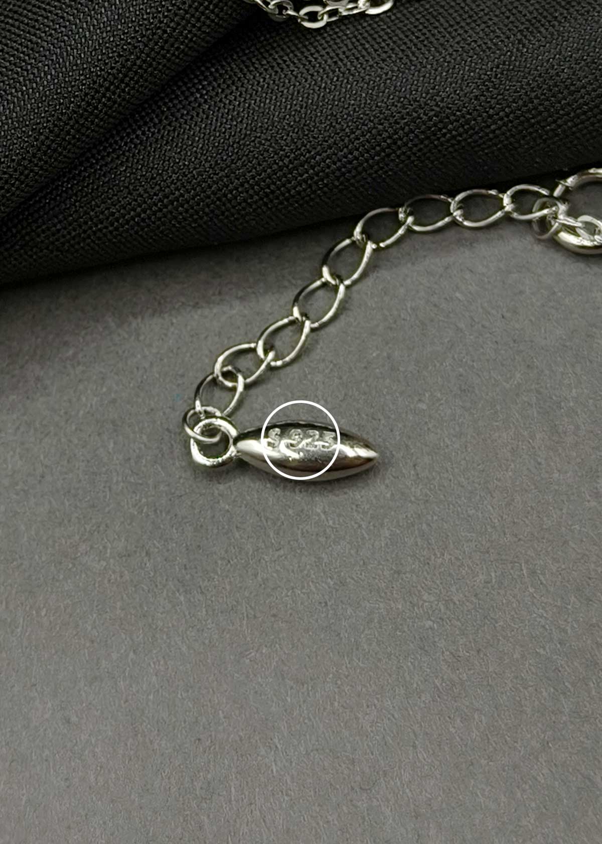 92.5 Sterling Silver Elegant Geometric Cubic Zircon Adjustable Pendant With Chain