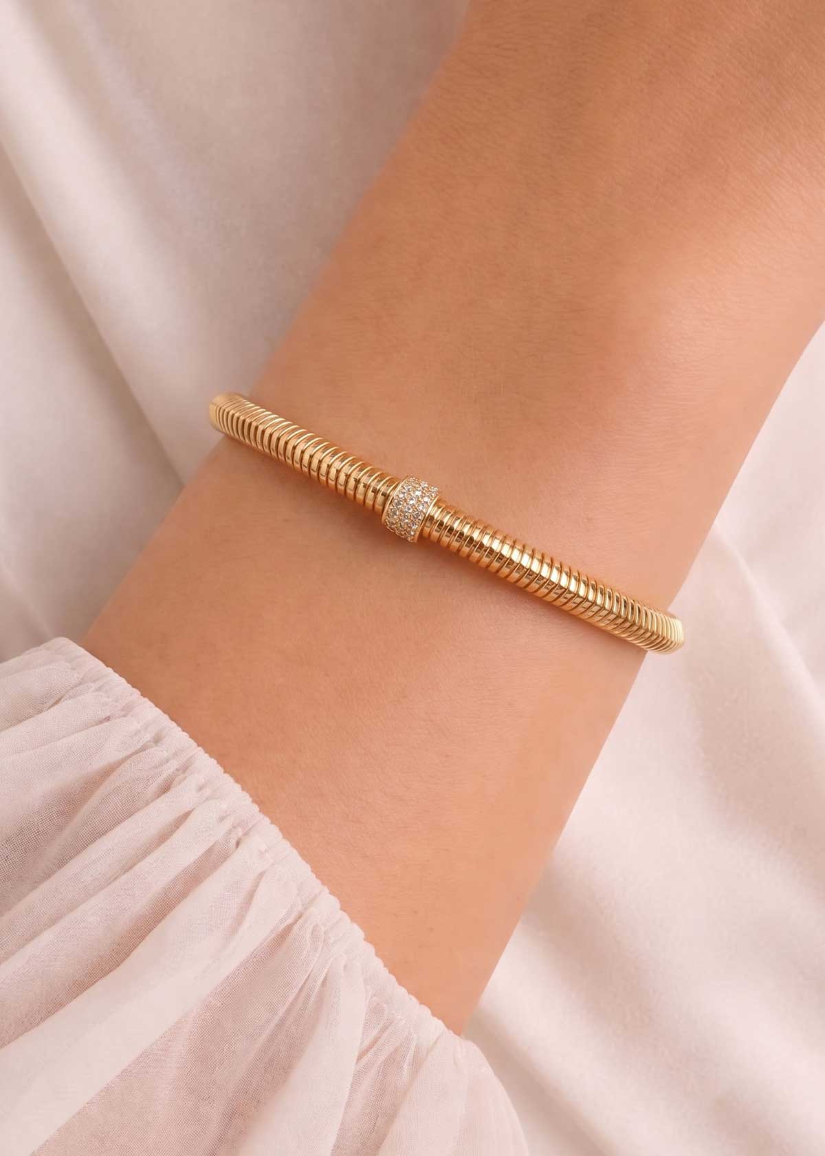 Textured Ribbed Cubic Zircon Carat And Silver Plated Openable Kada Bracelet