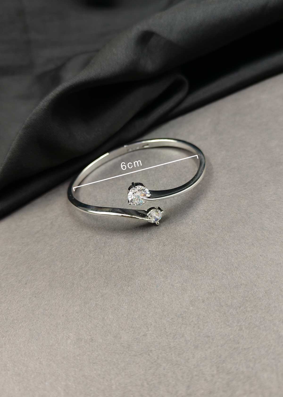 Twin Stone Bypass Cubic Zircon Three Tone Openable Kada Bracelet