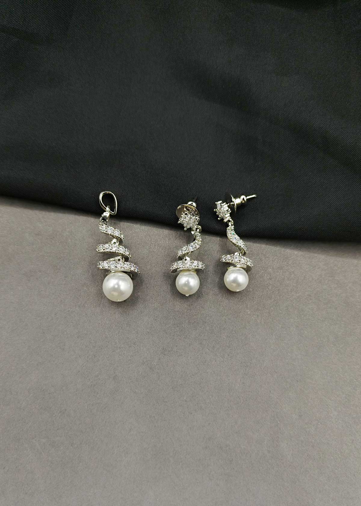 Graceful Spiral Pavé Cubic Zircon And Pearl Drop Pendant Set For Women