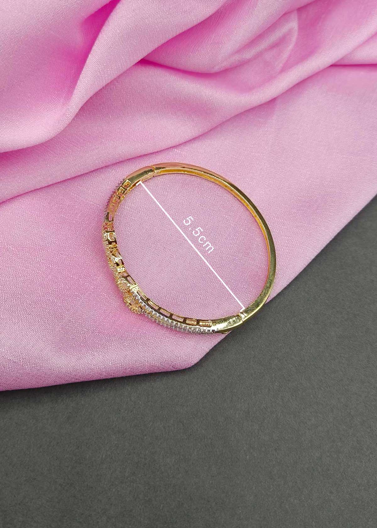 Lustrous Interlocking Links Cubic Zircon Hinged Openable Kada Bracelet For Women