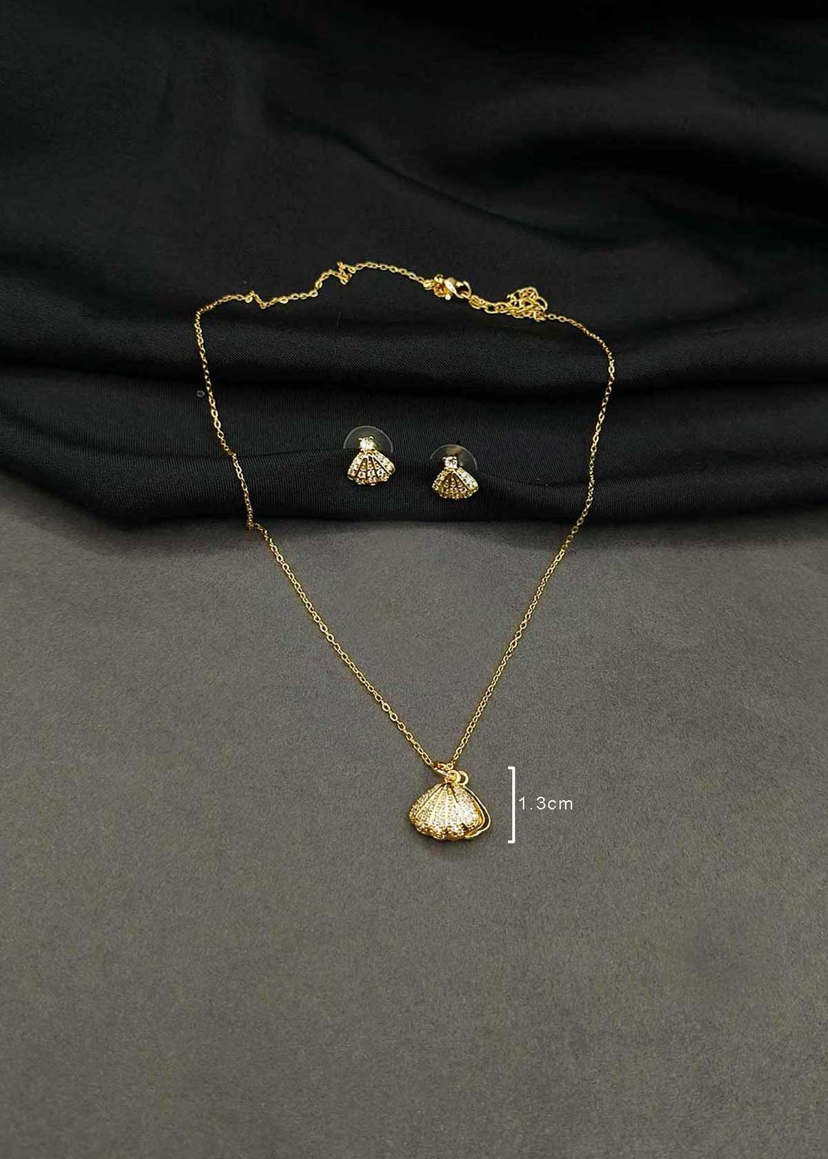 Coastal-Inspired Cubic Zircon Pearl Seashell Pendant Set With Chain For Women