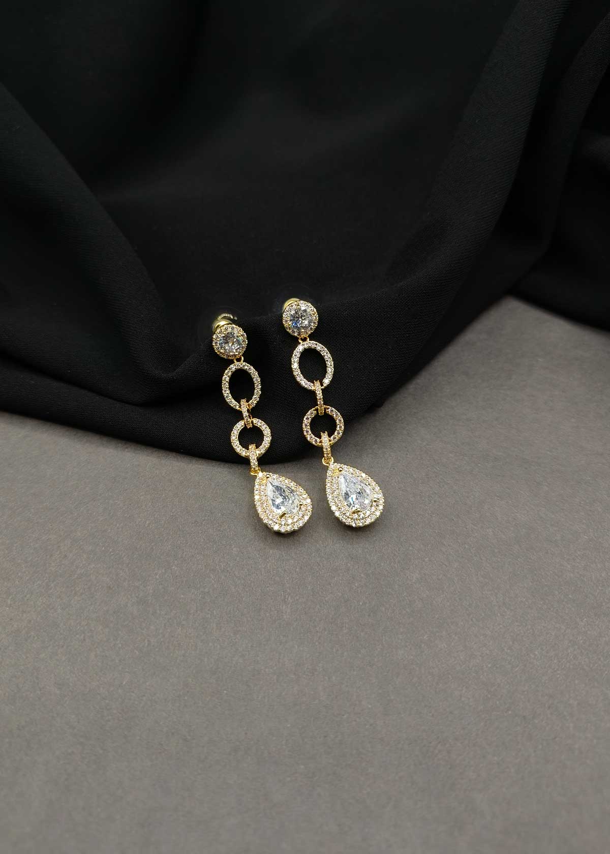 Sophisticated Micro-Paved Cubic Zircon Chandelier Drop Dangle Earrings For Women
