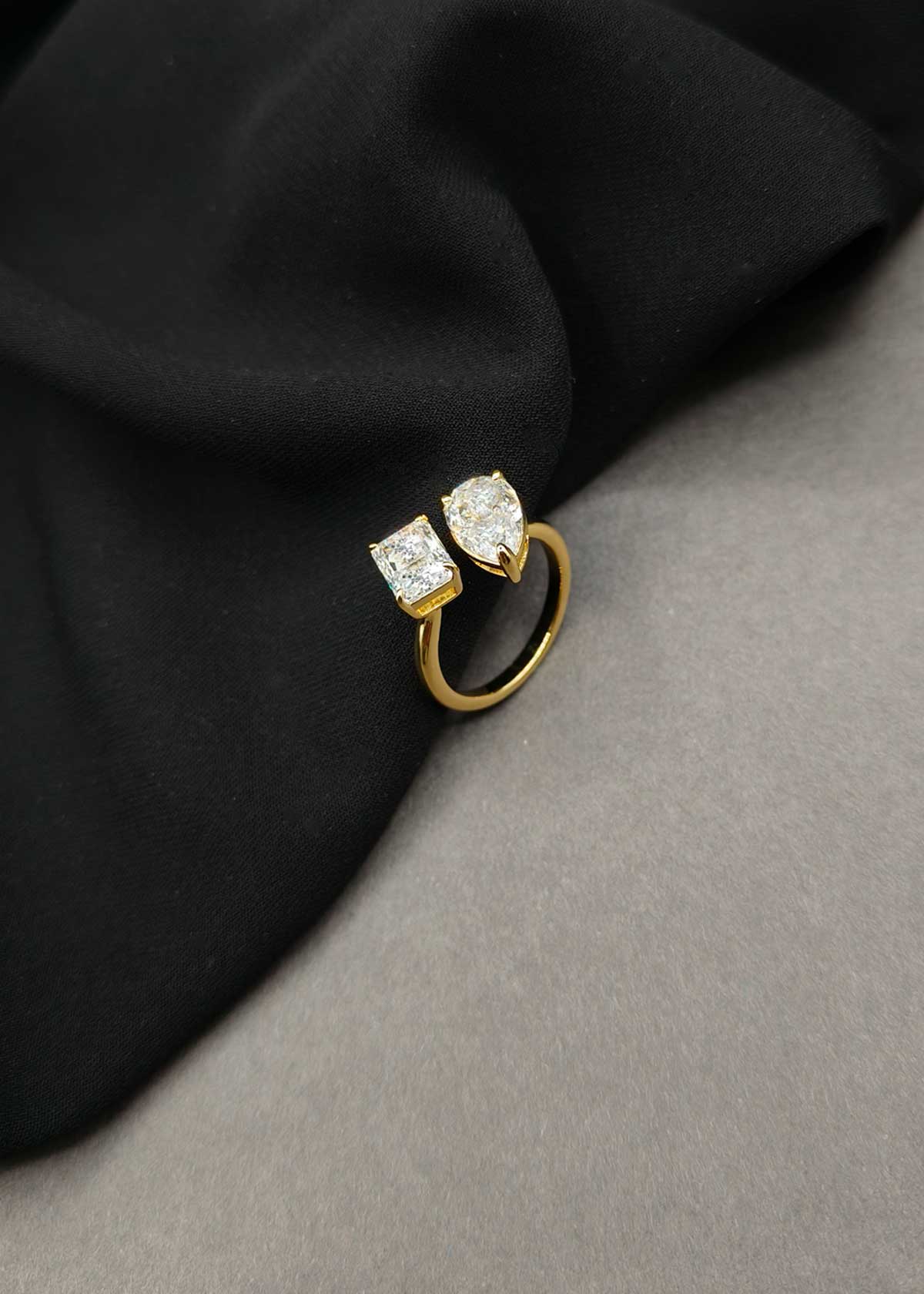 Luxury Toi et Moi Dual Diamond Gold Adjustable Finger Ring For Women
