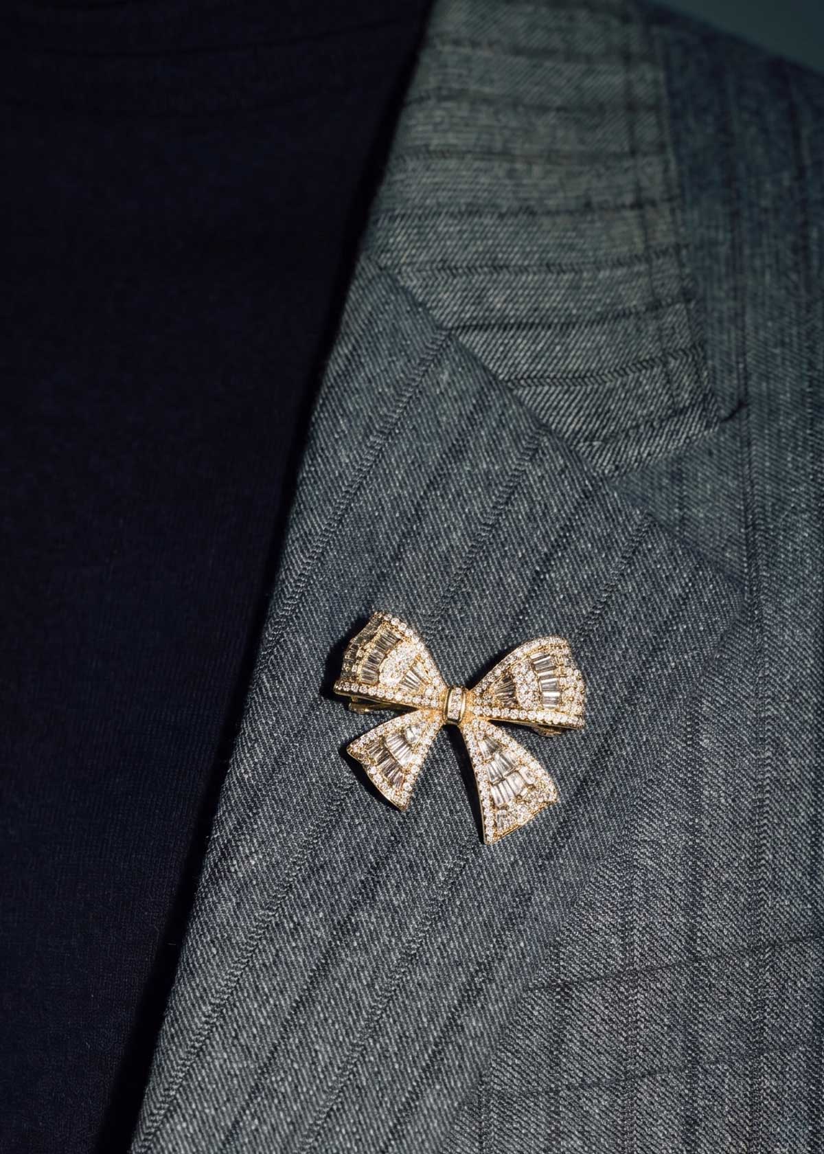 Graceful Cubic Zircon & Baguette Cut Ribbon Knot Brooch / Lapel Pin