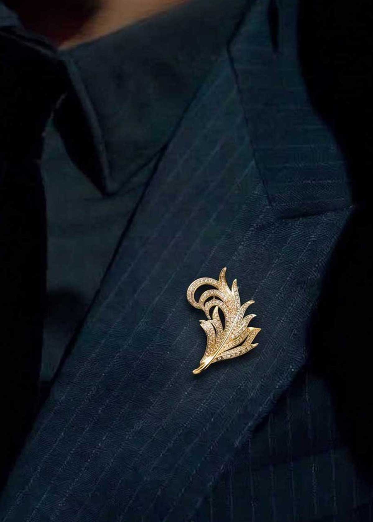 Graceful Cubic Zircon Studded Feather Motif Brooch / Lapel Pin
