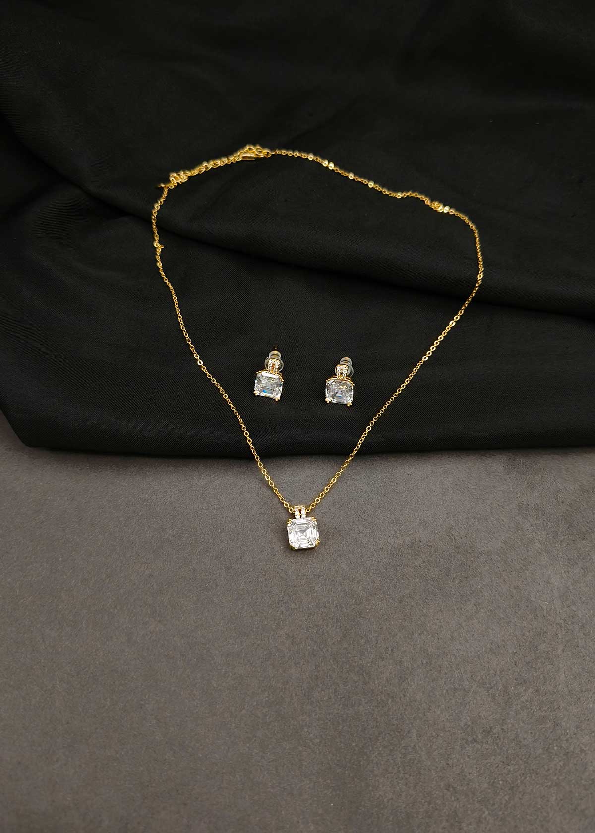Regal Emerald Cut Solitaire Cubic Zircon Delicate Pendant Set With Chain For Women