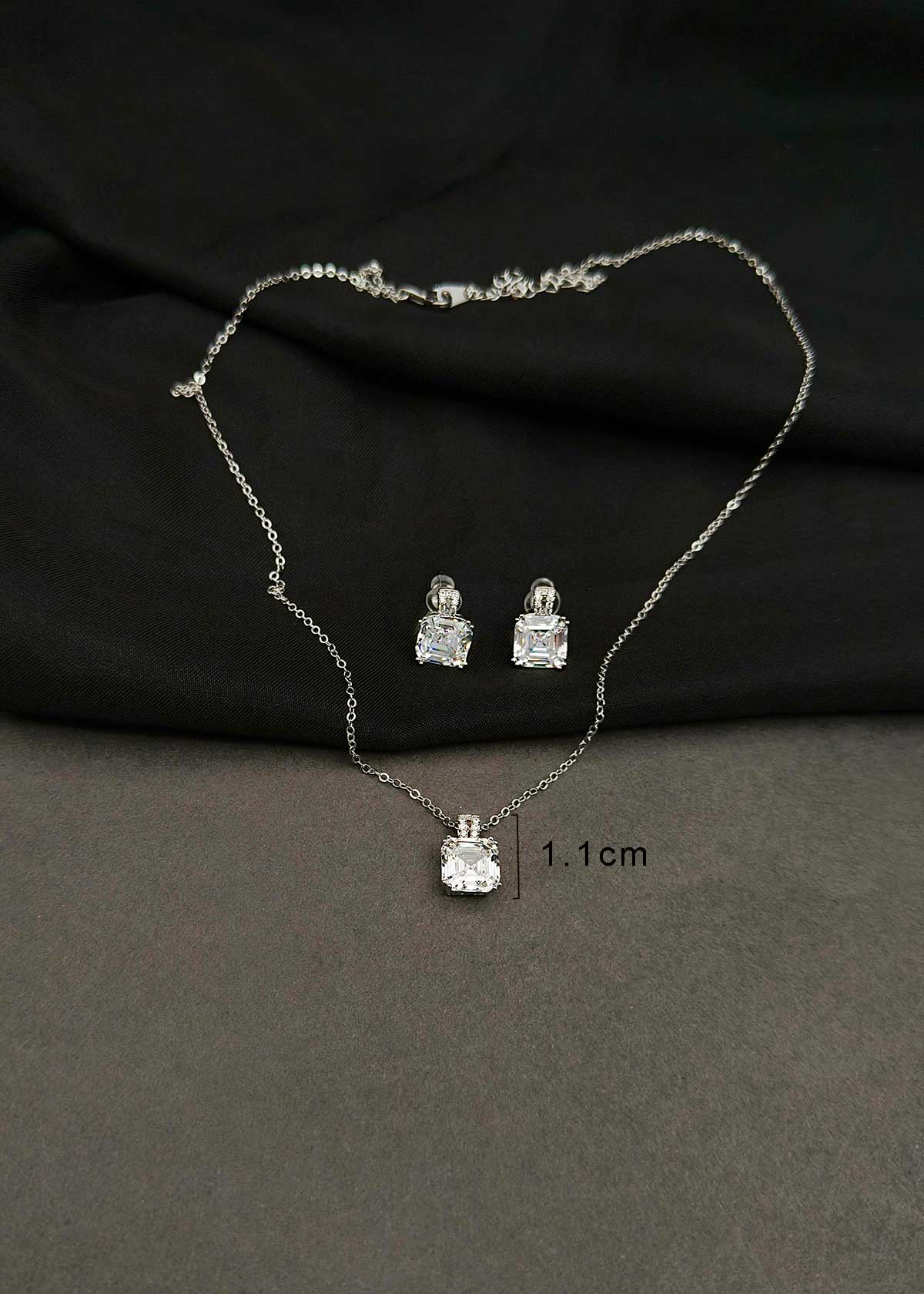 Regal Emerald Cut Solitaire Cubic Zircon Delicate Pendant Set With Chain For Women