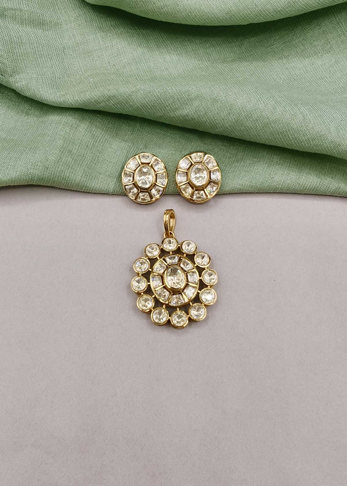 Vintage Style Moissanite Polki Round Medallion Big Pendant Set For Women