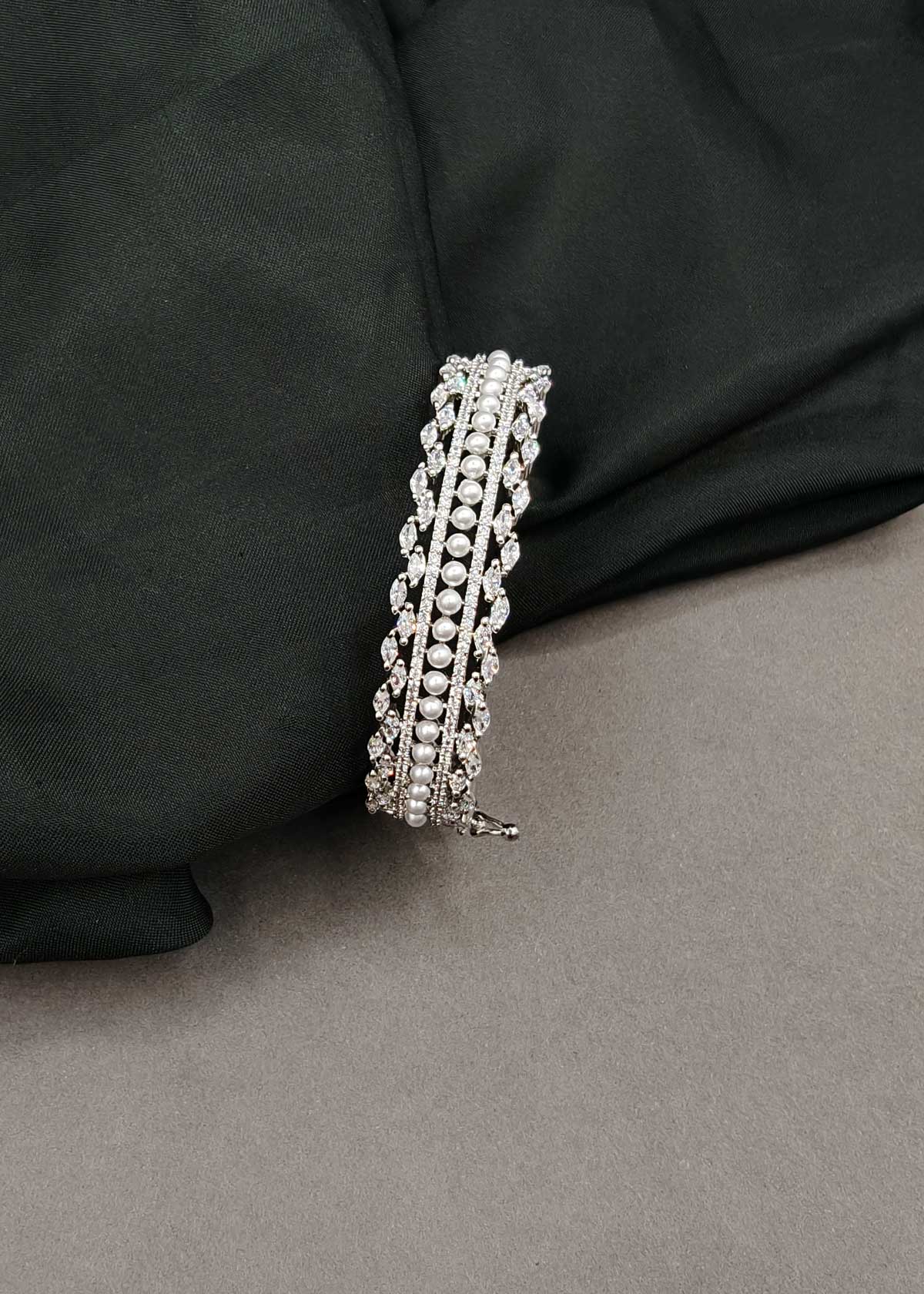 Luxury Pearl & Marquise Cubic Zircon Broad Openable Kada Bracelet For Women