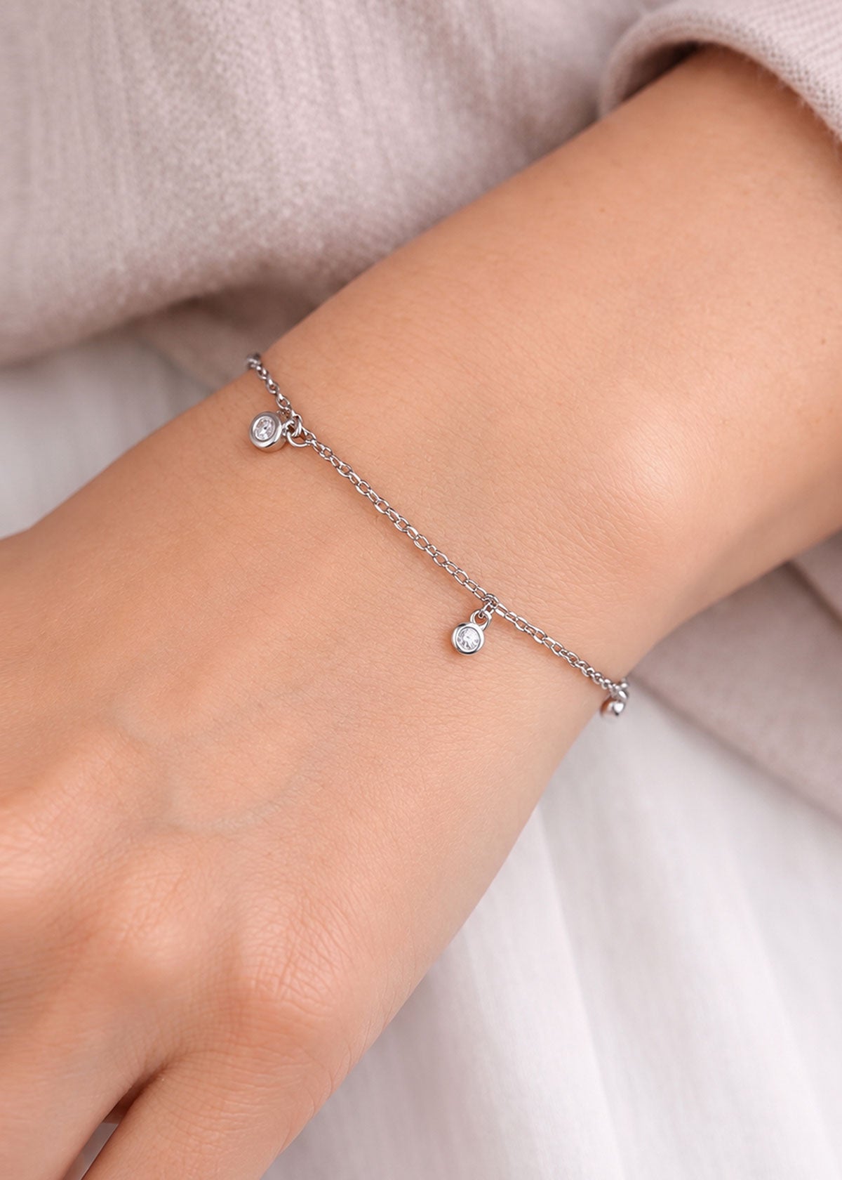 92.5 Silver Solitaire Charm Delicate Adjustable Loose Bracelet For Women