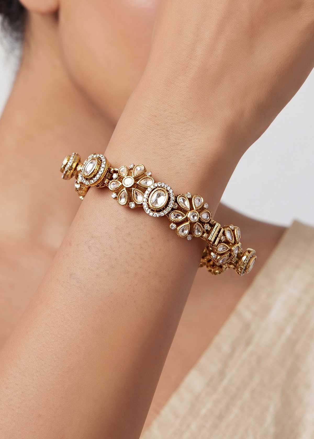 Royal Intricate Jaali Work Openable Kada Bangle For Women [Single]