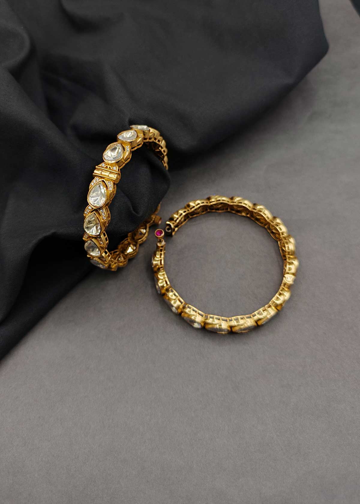 Heritage Uncut Stone Openable Kada Bangle For Women [Pair]