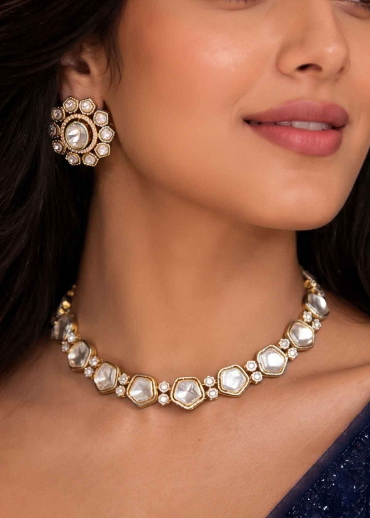Contemporary Kundan Short Adjustable Necklace Set For Women
