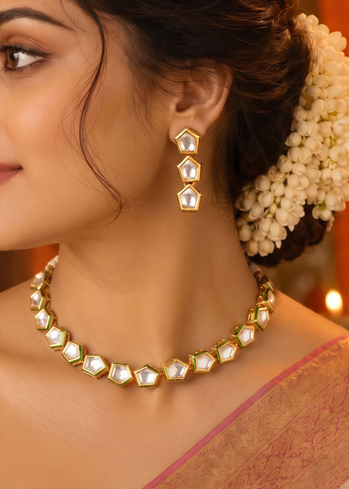 Gold Toned Kundan Short Adjustable Necklace Set For Woman