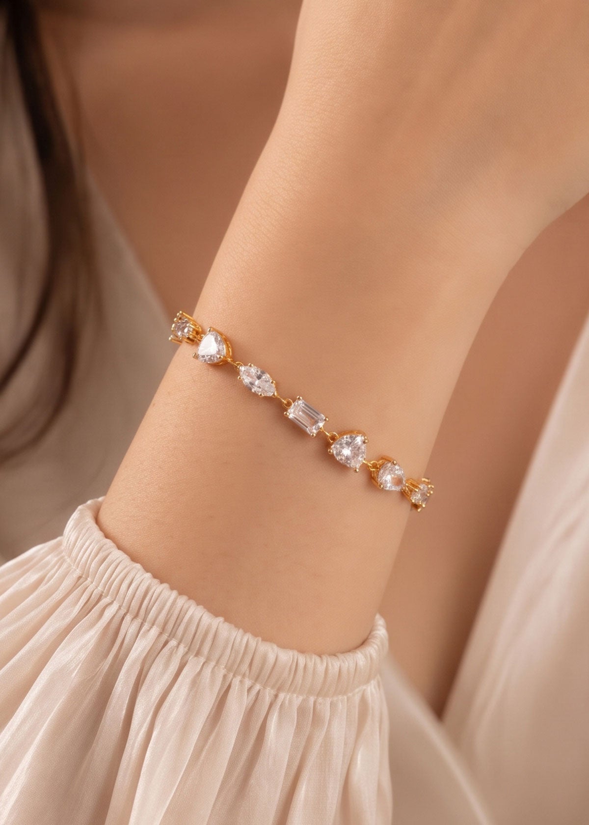 Multi Shape Diamond Elegant Adjustable Slider Loose Bracelet For Women