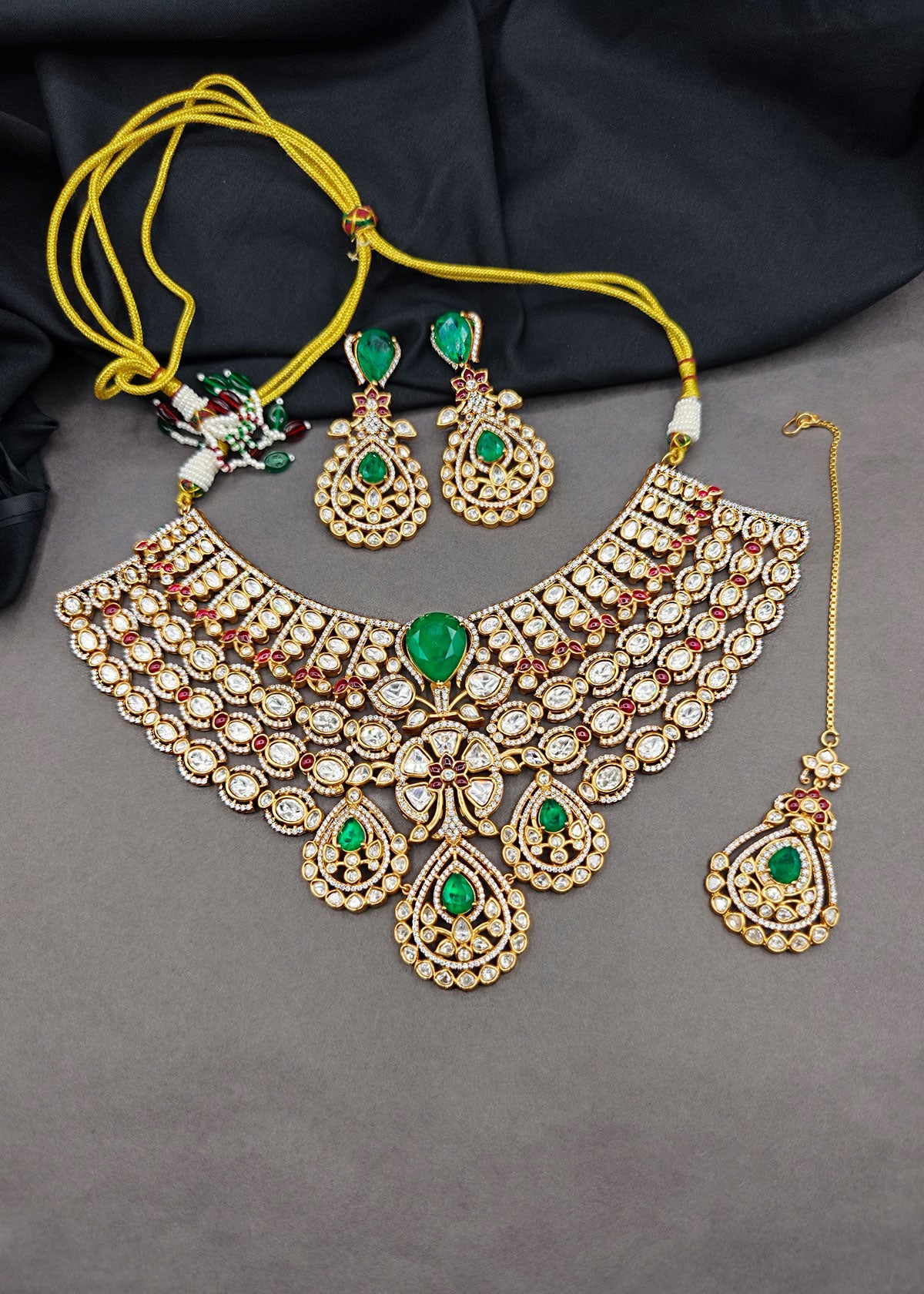 Emerald & Kundan Bridal Short Necklace Set With Tikka