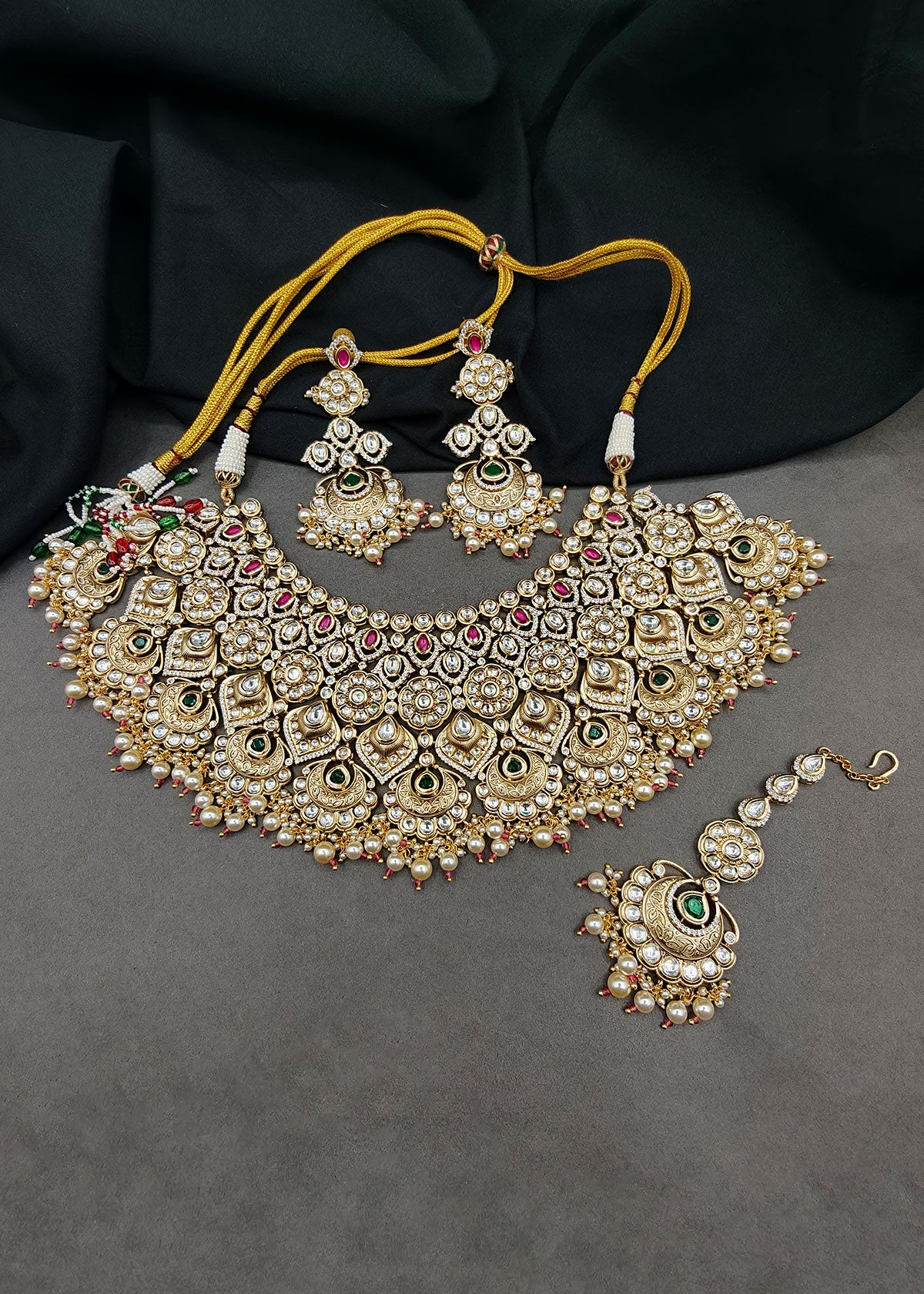 Regal Heritage Kundan Bridal Set With Maang Tikka