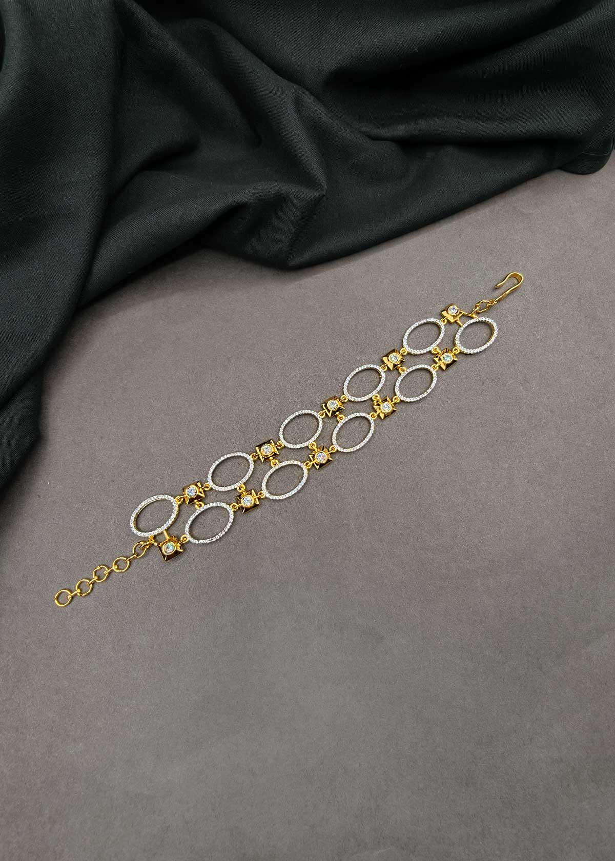 Oval Loop Zircon Gold Adjustable Loose Bracelet For Women