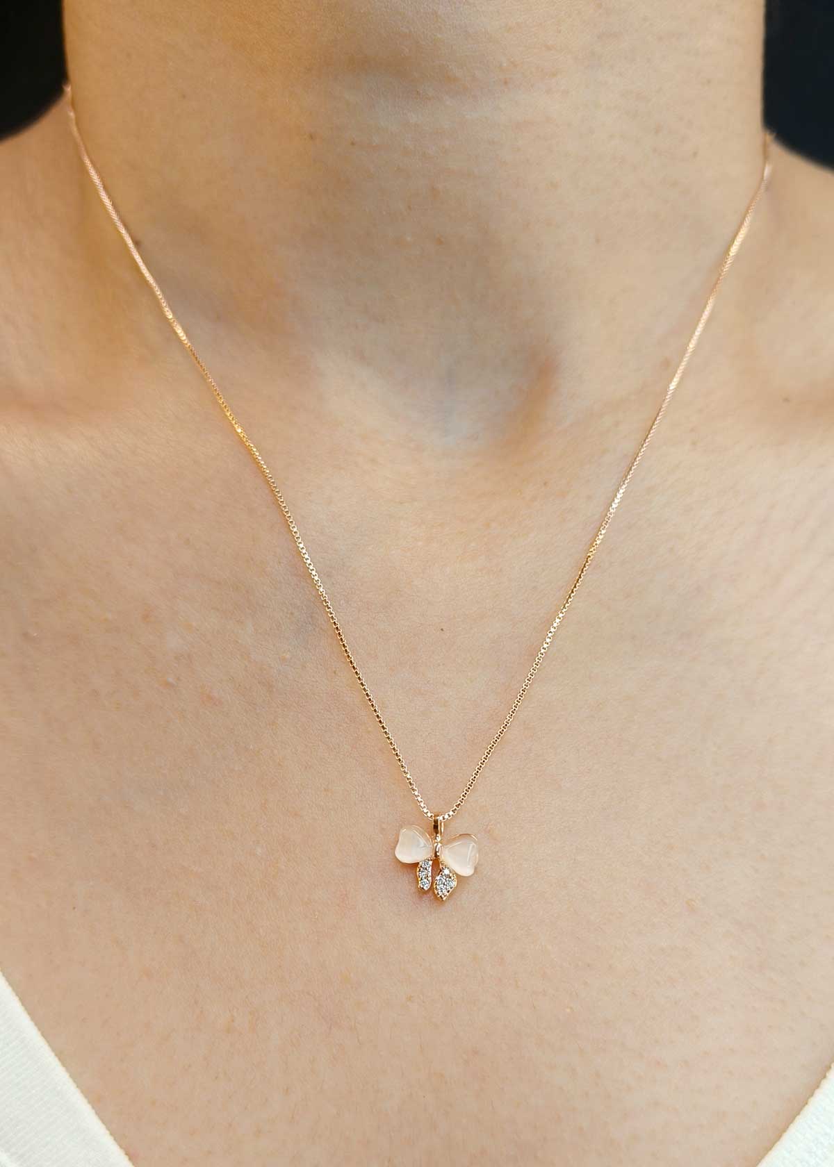 Butterfly design zircon pendant set