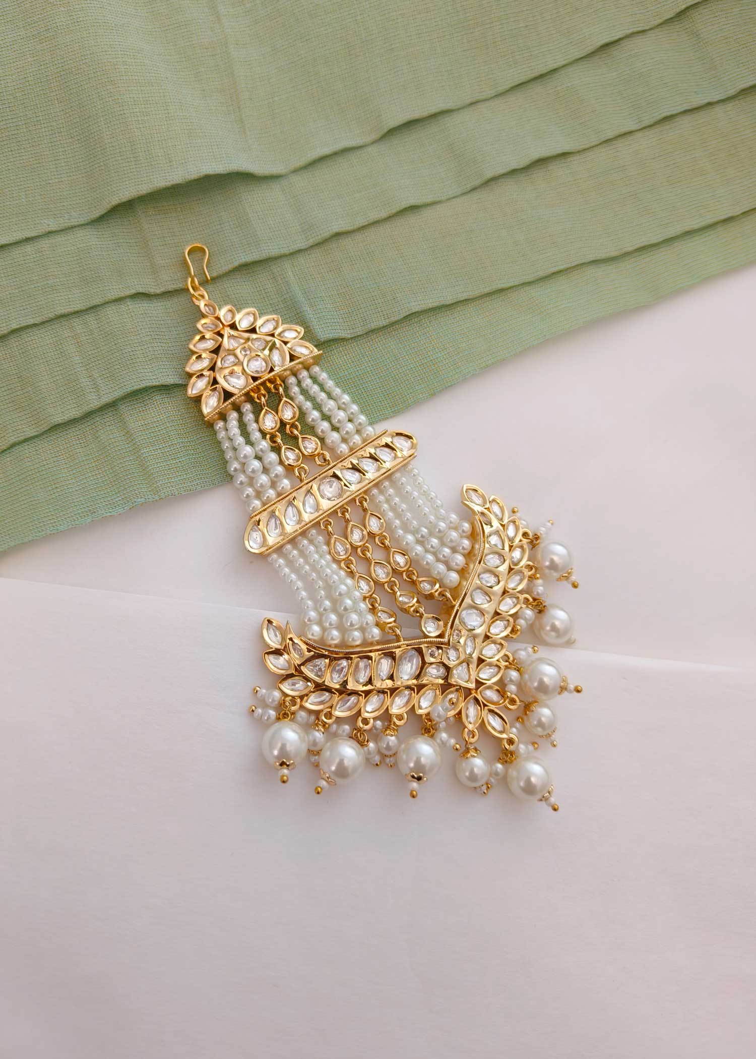 Gold Plated Designer Pearl Kundan Passa/Jhoomar