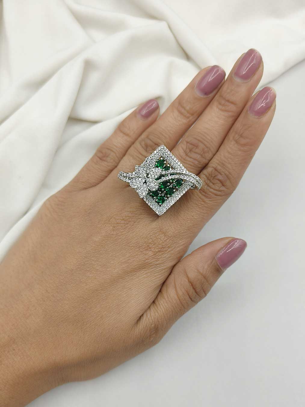 Zircon Finger Ring